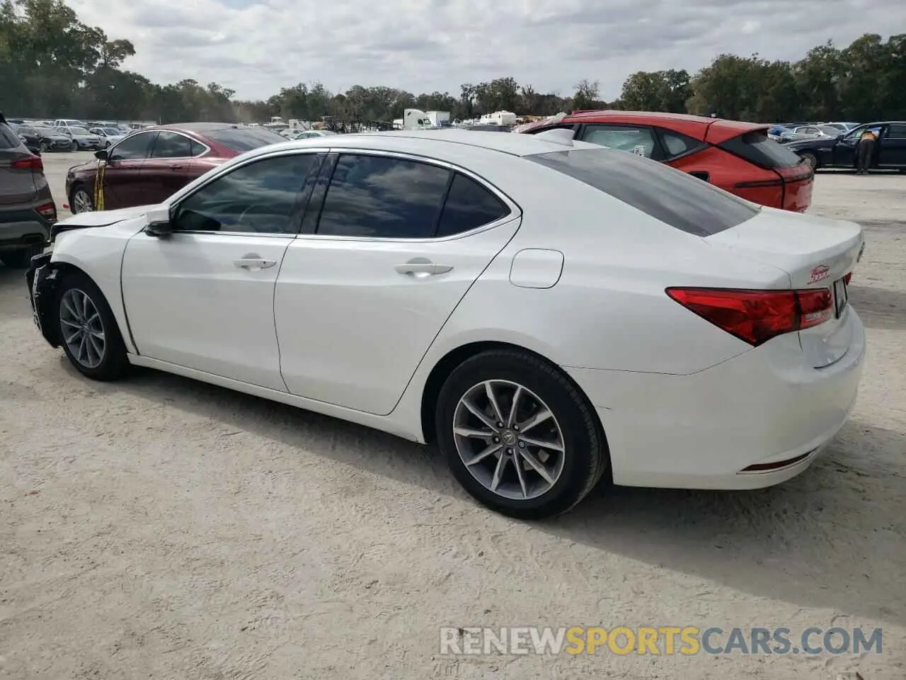 2 fotografías del automóvil dañado 19UUB1F56KA000104 ACURA TLX 2019