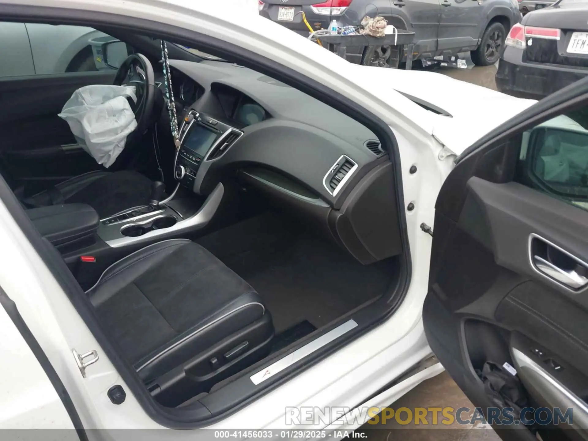 5 fotografías del automóvil dañado 19UUB1F63KA009058 ACURA TLX 2019