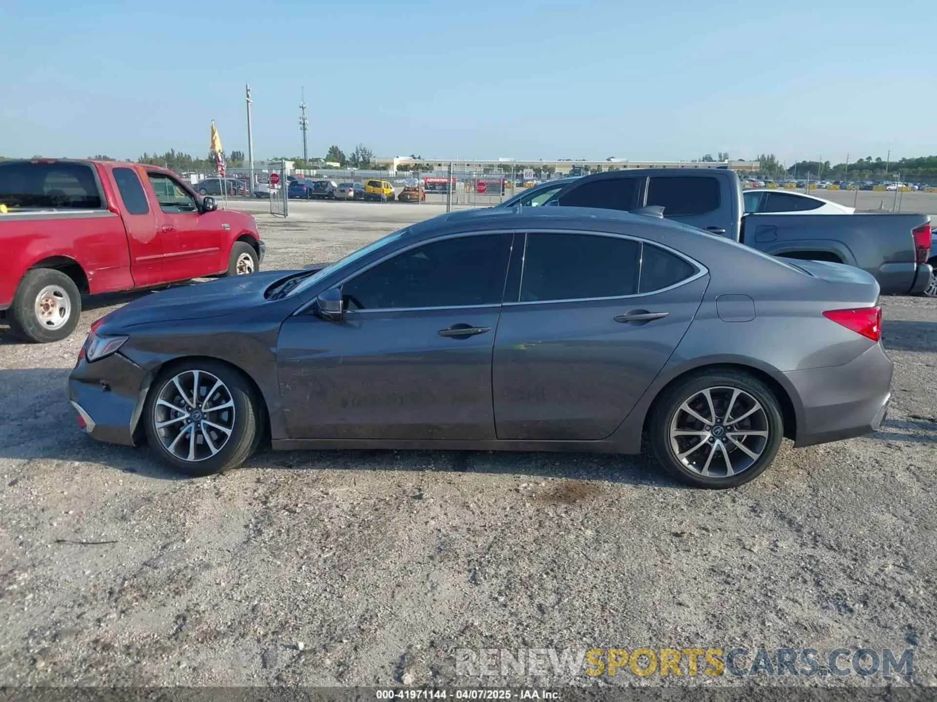 13 fotografías del automóvil dañado 19UUB2F39KA004586 ACURA TLX 2019