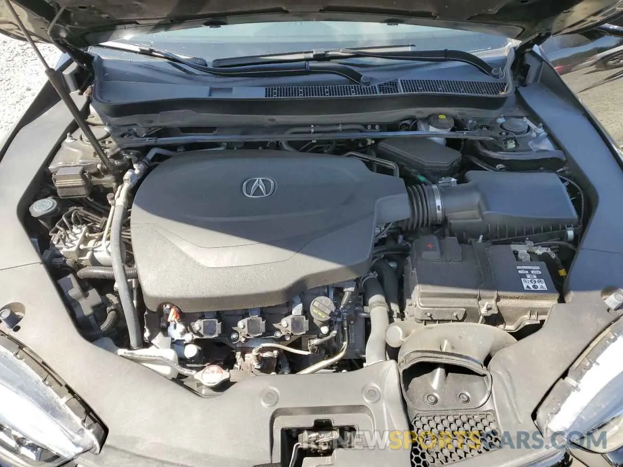 11 fotografías del automóvil dañado 19UUB2F69KA000449 ACURA TLX 2019