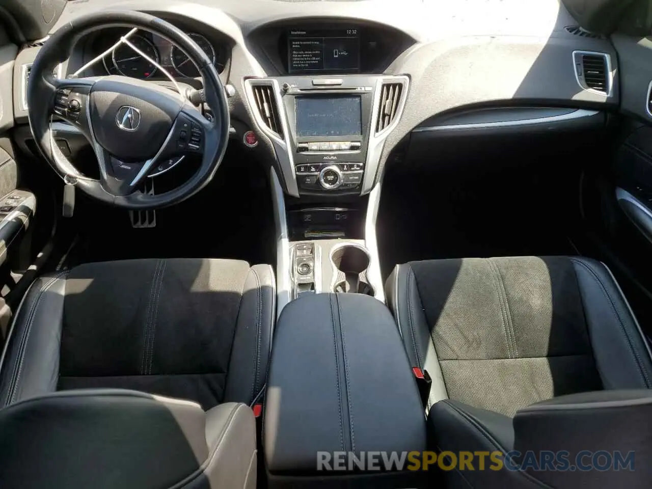8 fotografías del automóvil dañado 19UUB2F69KA000449 ACURA TLX 2019