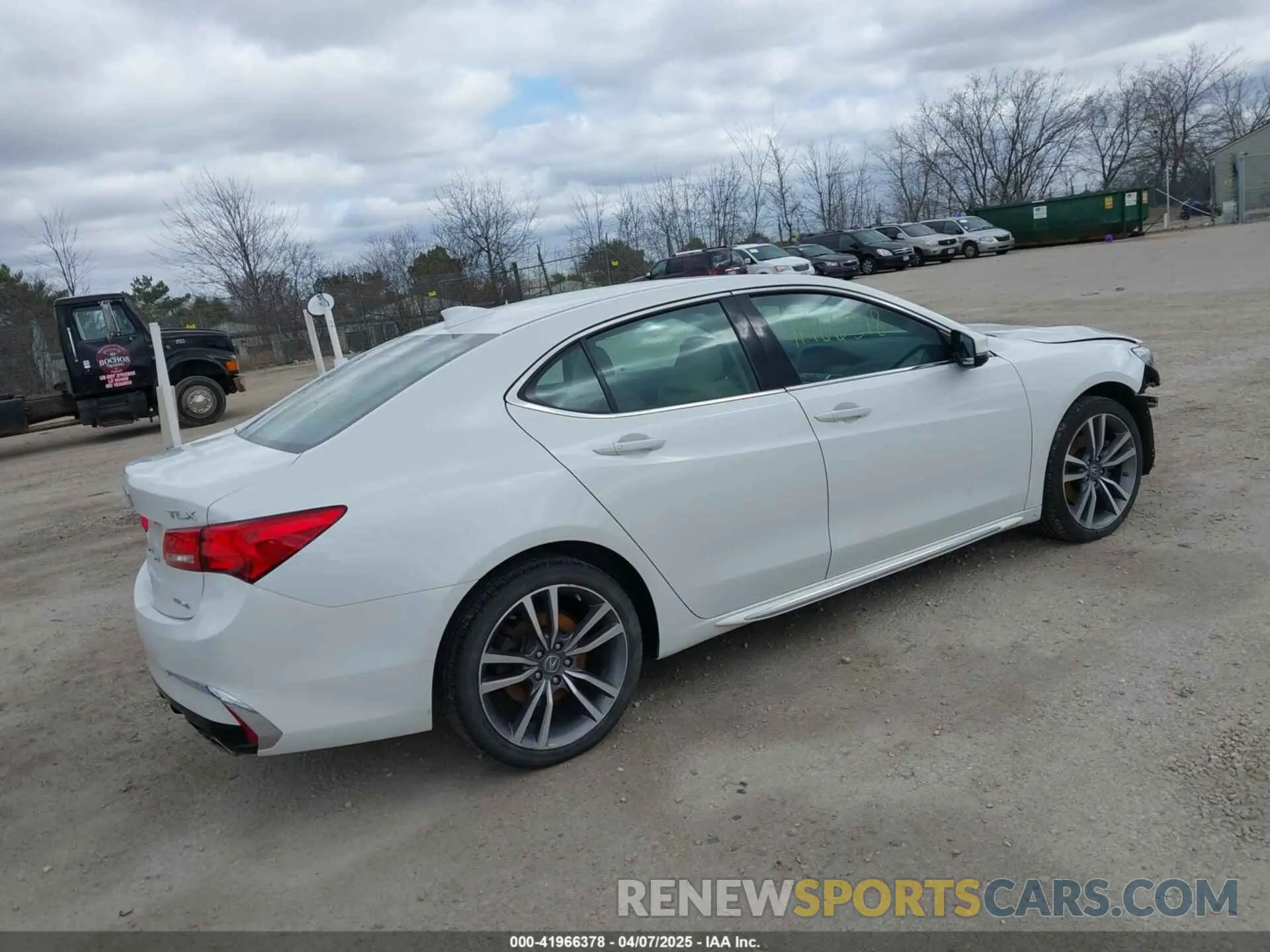 4 fotografías del automóvil dañado 19UUB3F47KA004276 ACURA TLX 2019