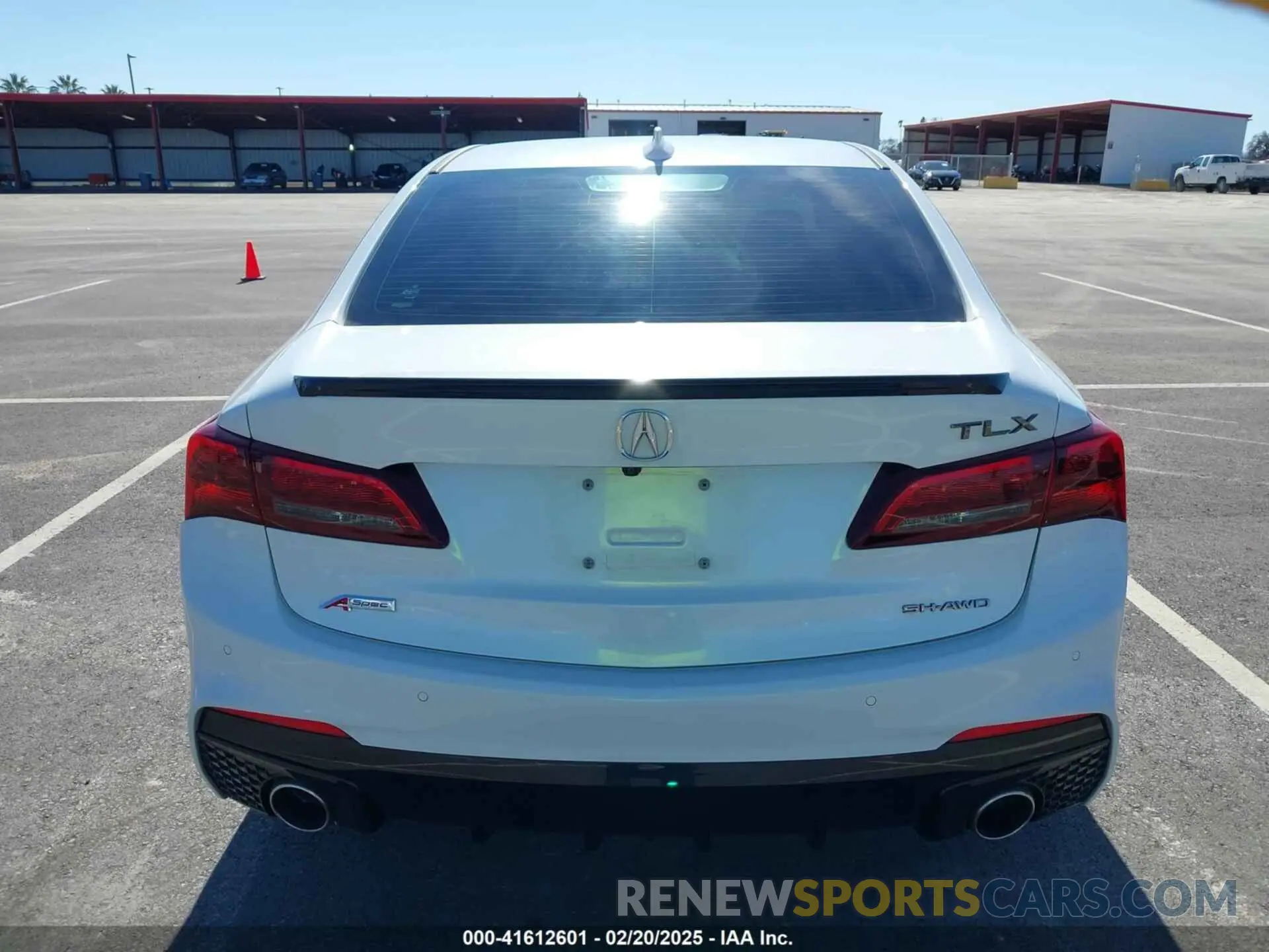16 fotografías del automóvil dañado 19UUB3F65KA003595 ACURA TLX 2019