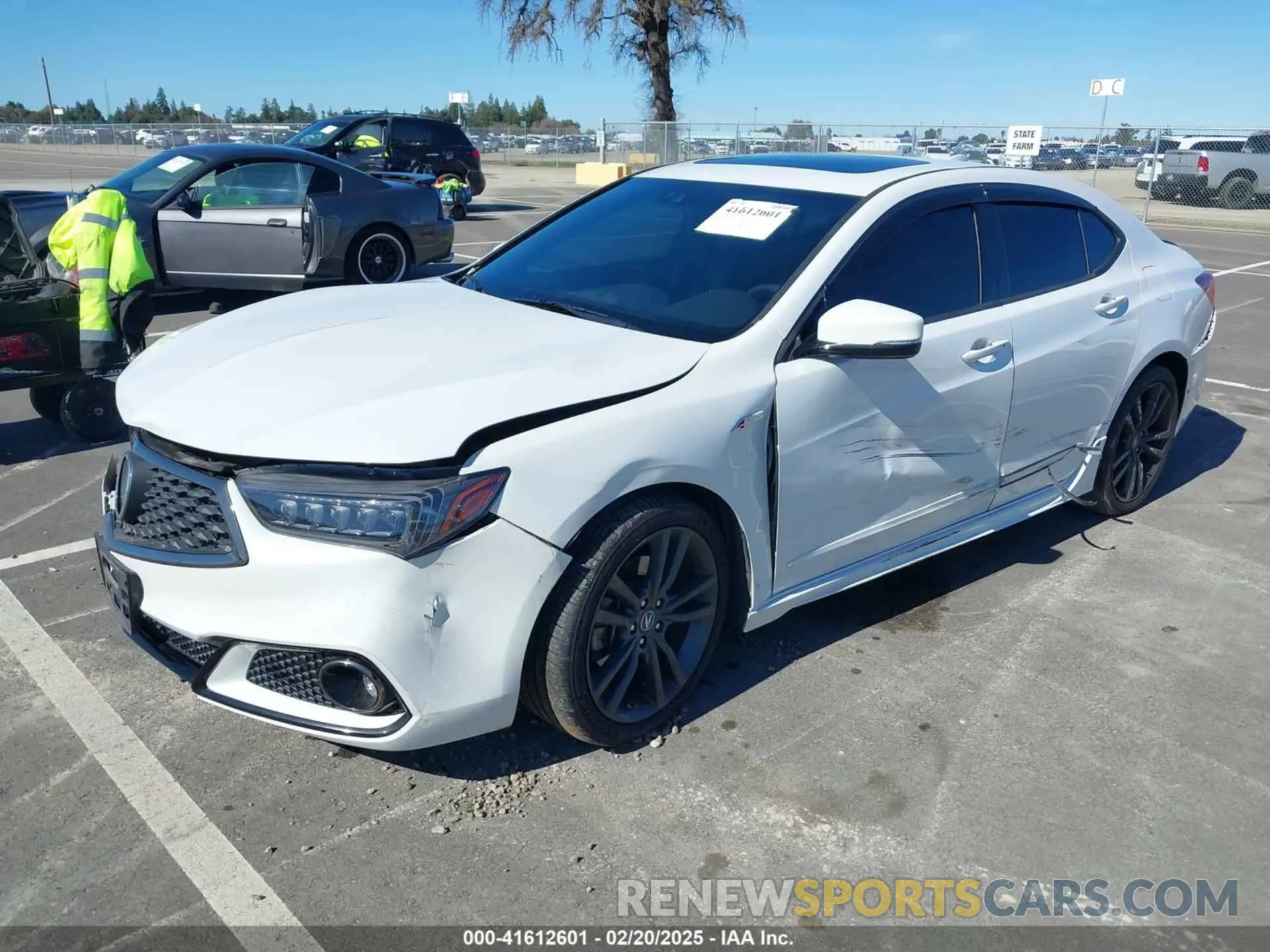2 fotografías del automóvil dañado 19UUB3F65KA003595 ACURA TLX 2019