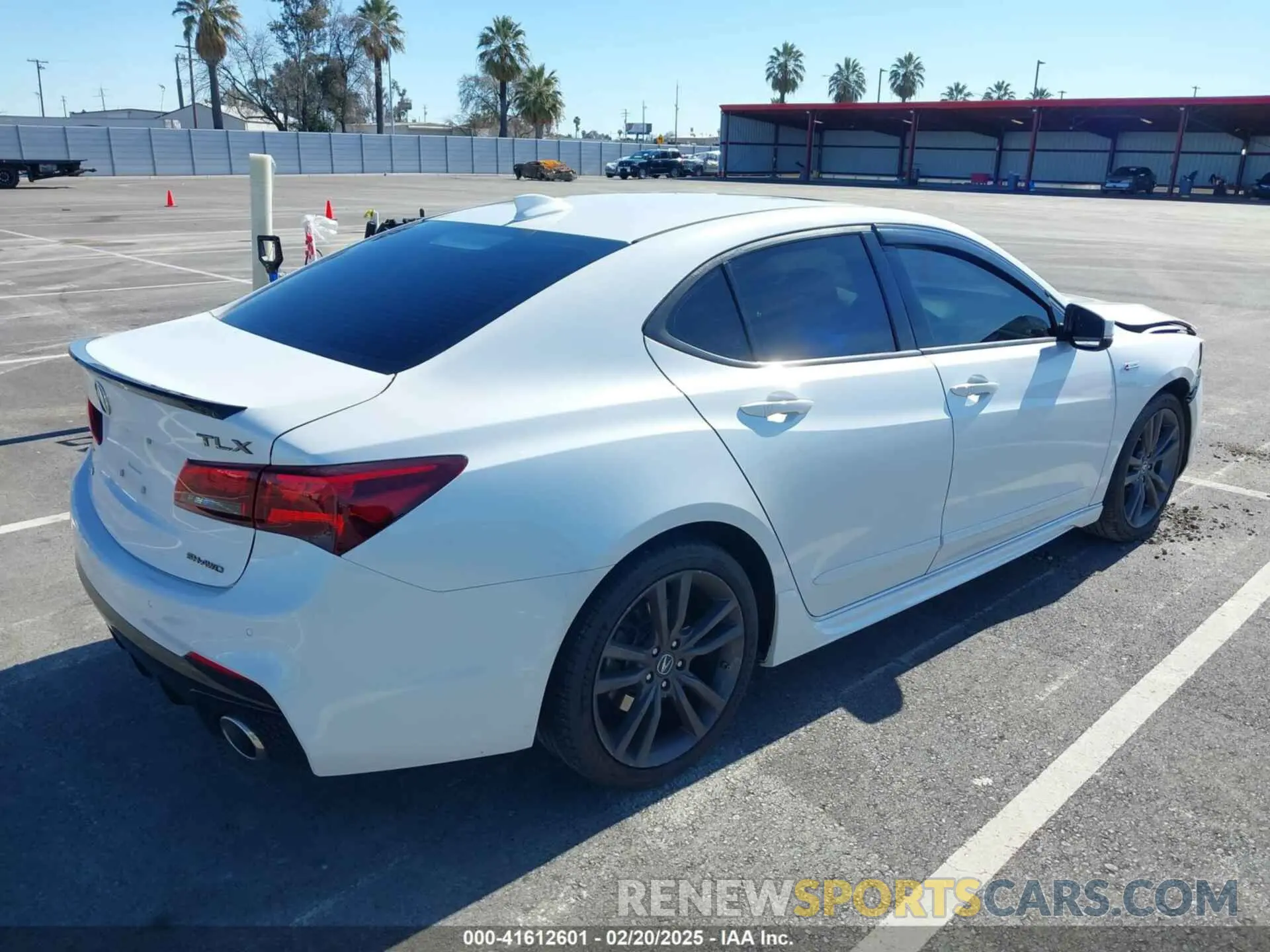4 fotografías del automóvil dañado 19UUB3F65KA003595 ACURA TLX 2019