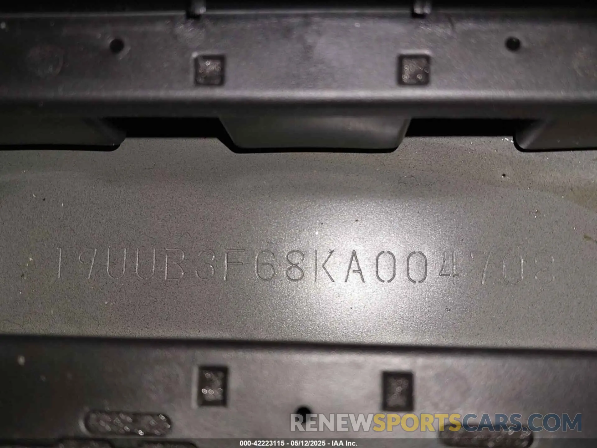 18 fotografías del automóvil dañado 19UUB3F68KA004708 ACURA TLX 2019