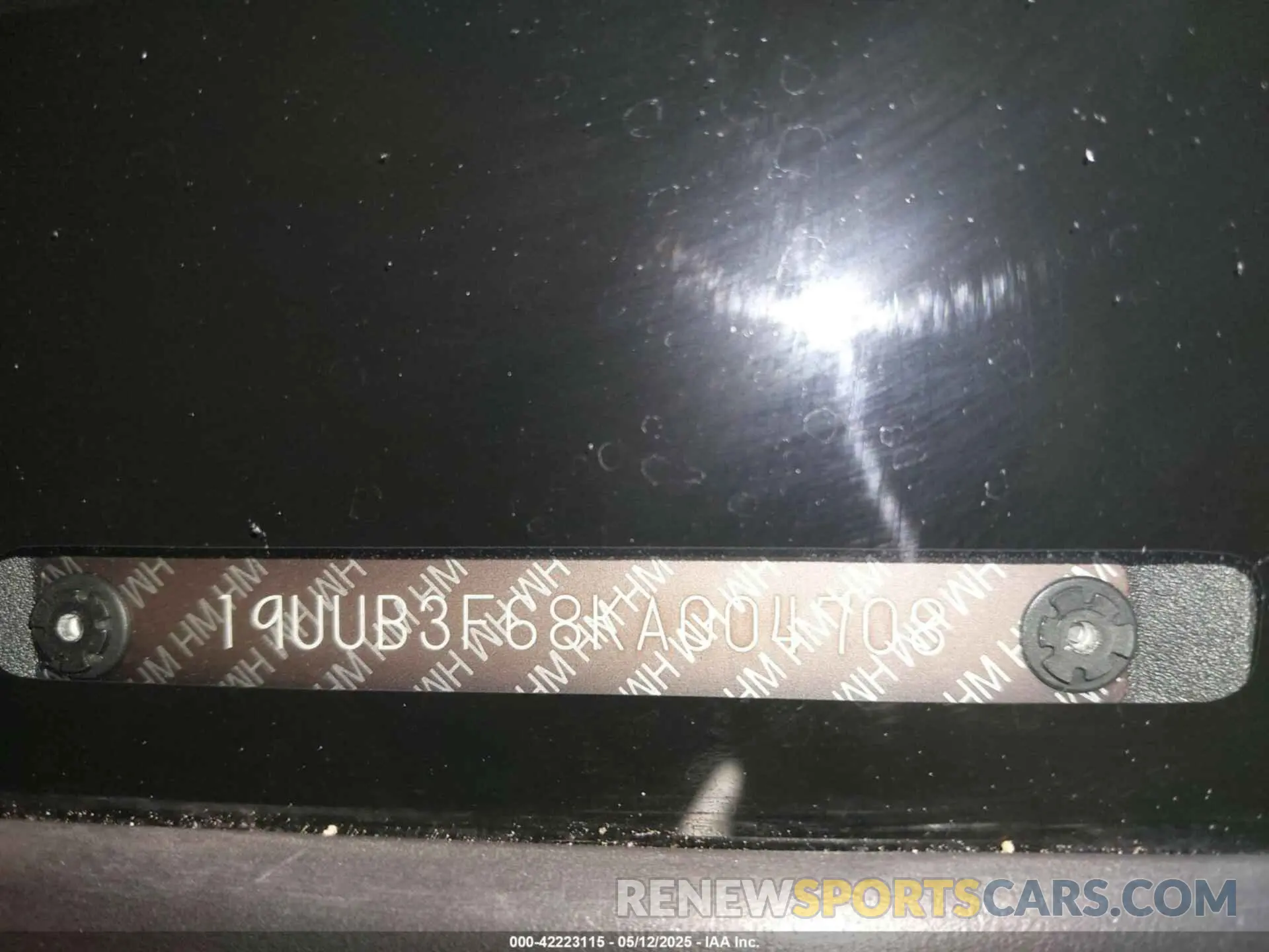19 fotografías del automóvil dañado 19UUB3F68KA004708 ACURA TLX 2019