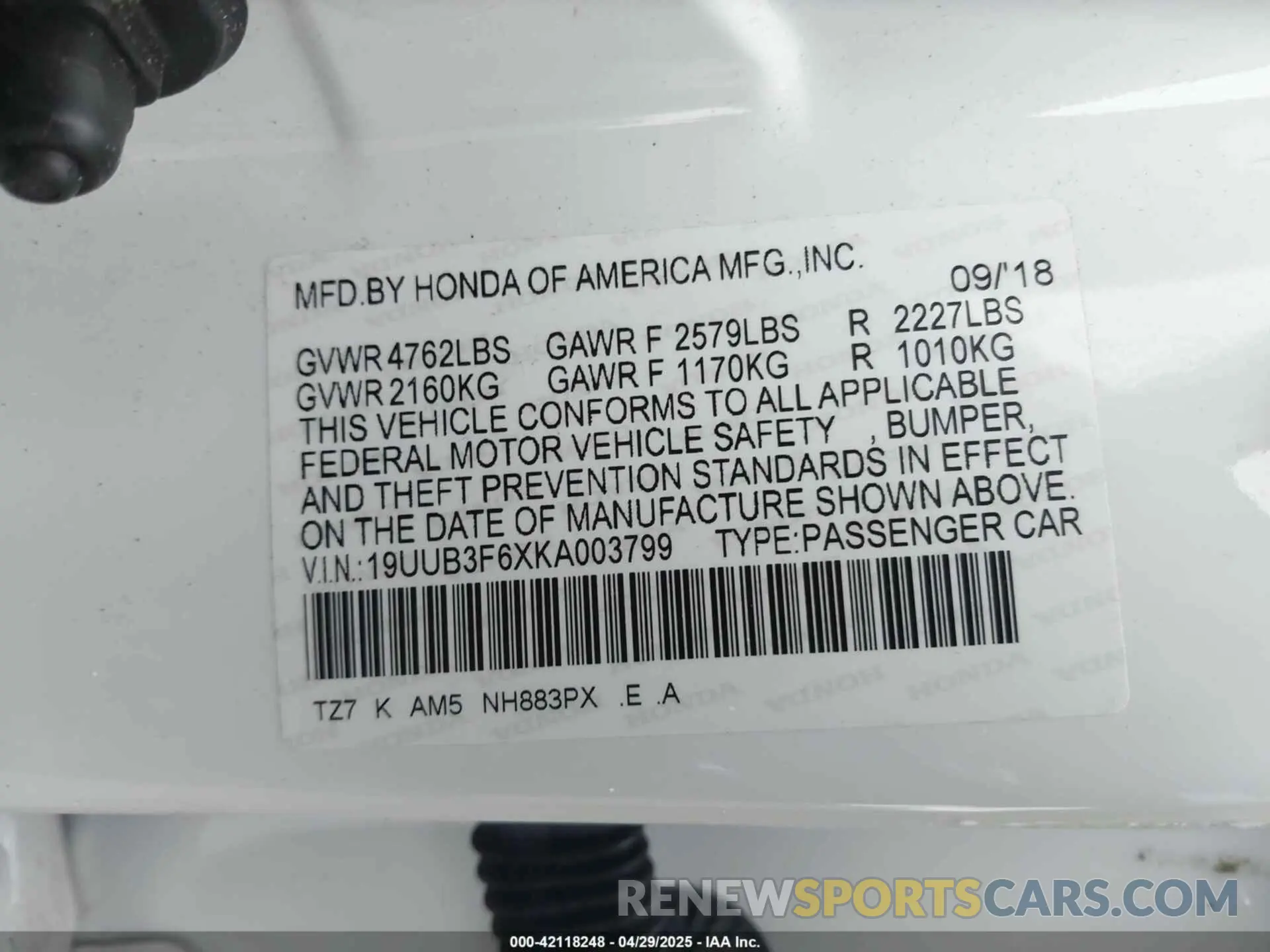 9 fotografías del automóvil dañado 19UUB3F6XKA003799 ACURA TLX 2019