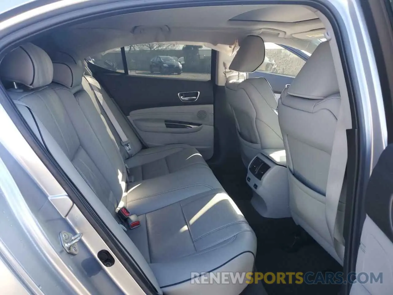11 fotografías del automóvil dañado 19UUB3F88KA003544 ACURA TLX 2019