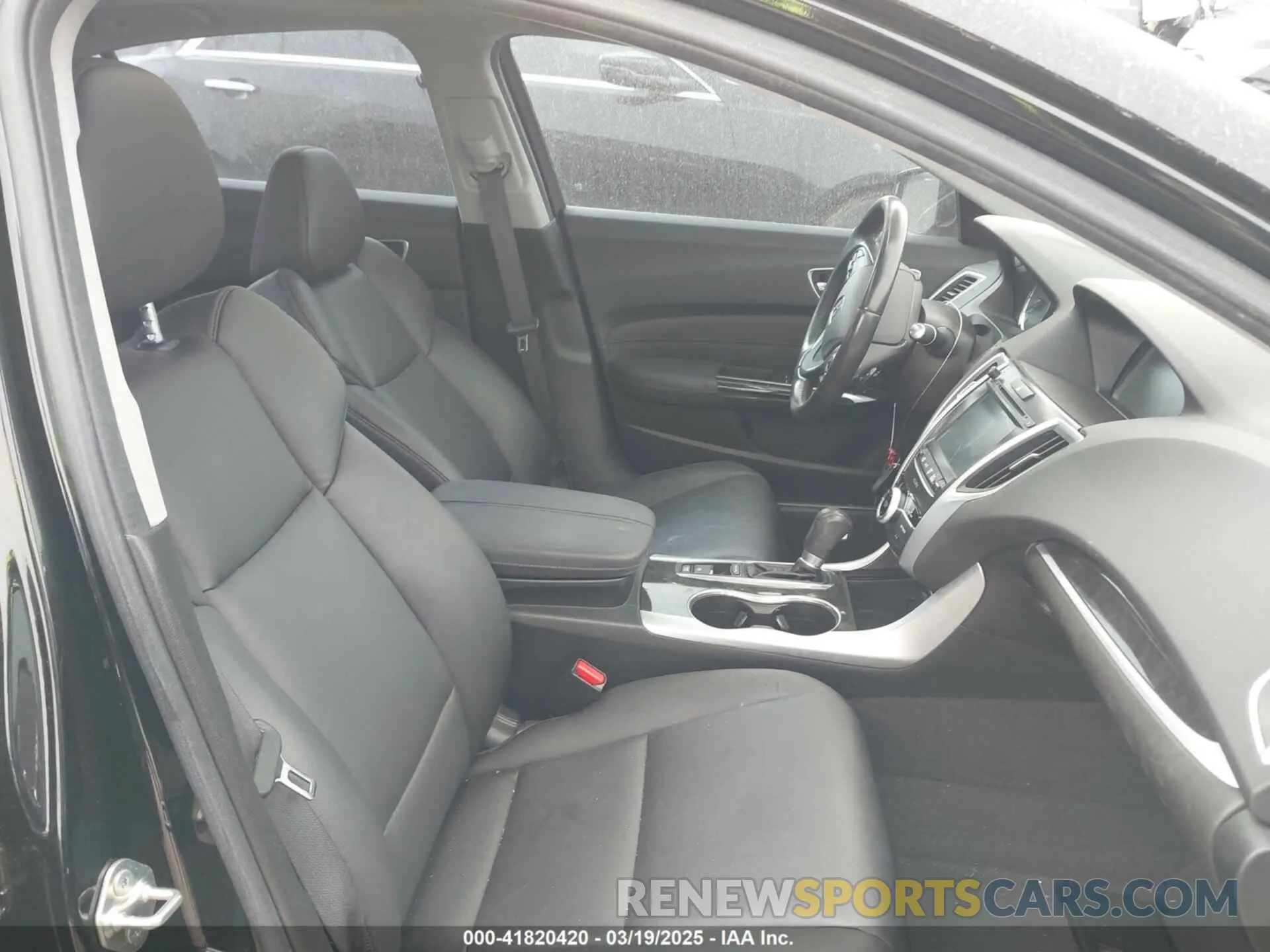 5 fotografías del automóvil dañado 19UUB1F32LA002657 ACURA TLX 2020