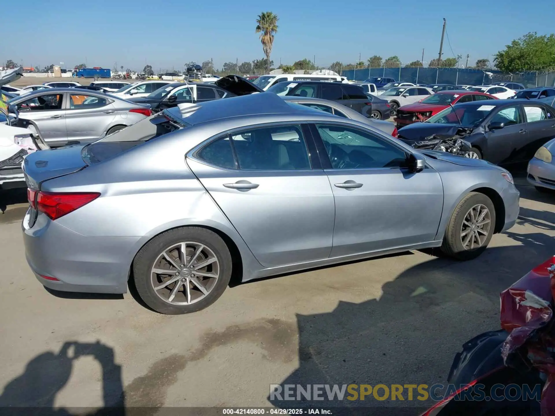 13 fotografías del automóvil dañado 19UUB1F37LA007627 ACURA TLX 2020