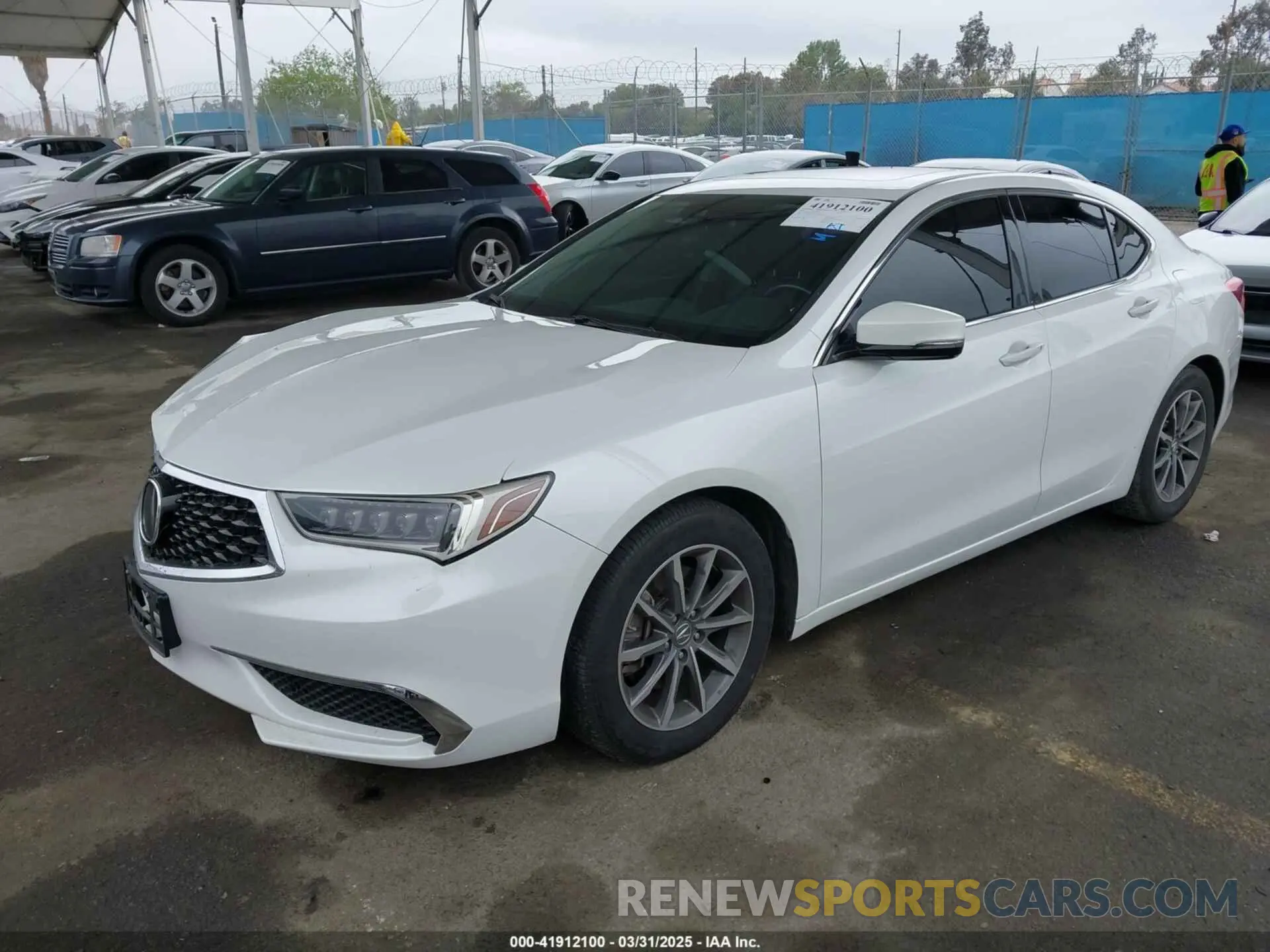 2 fotografías del automóvil dañado 19UUB1F38LA014988 ACURA TLX 2020