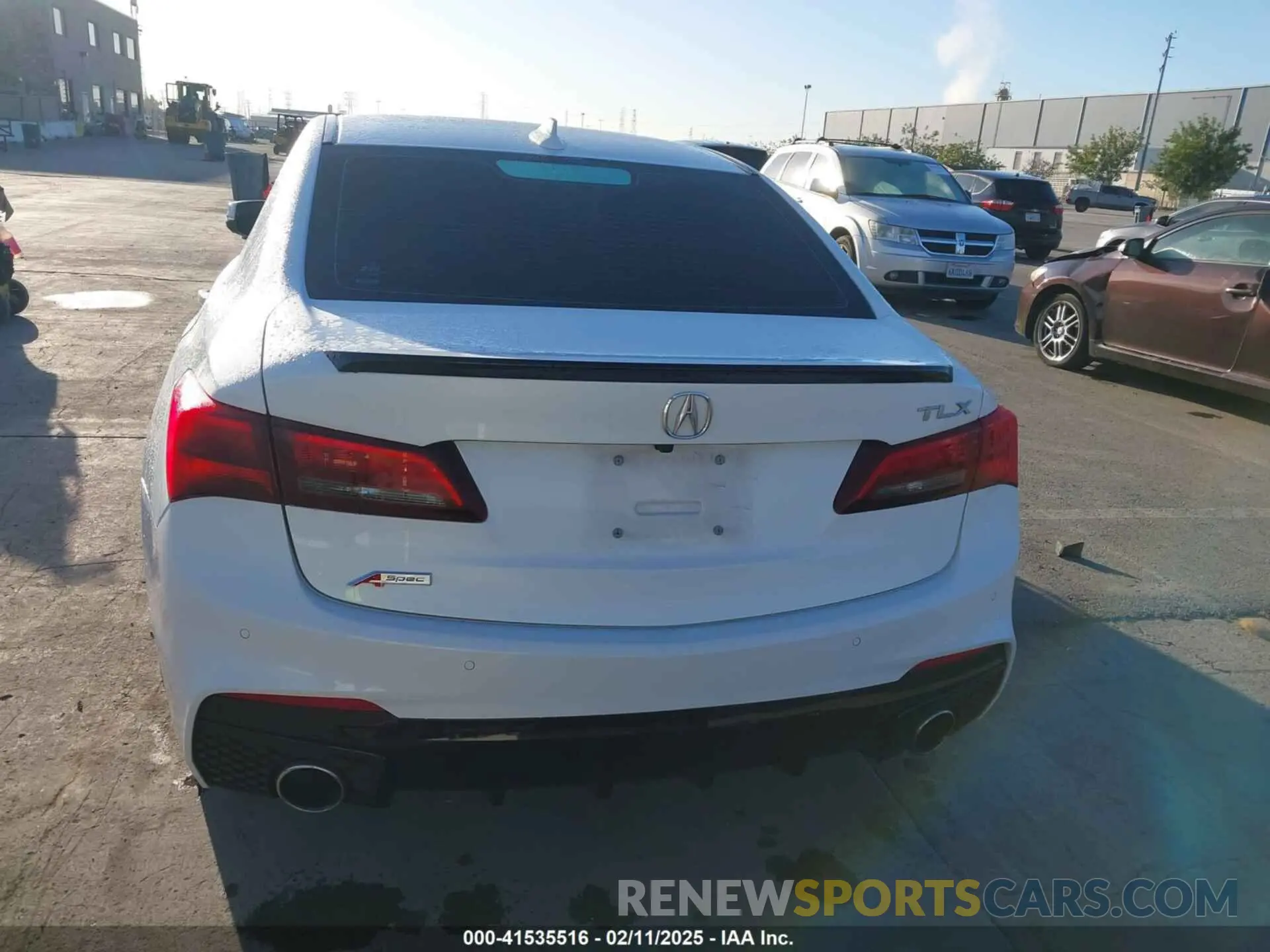 17 fotografías del automóvil dañado 19UUB1F60LA009391 ACURA TLX 2020