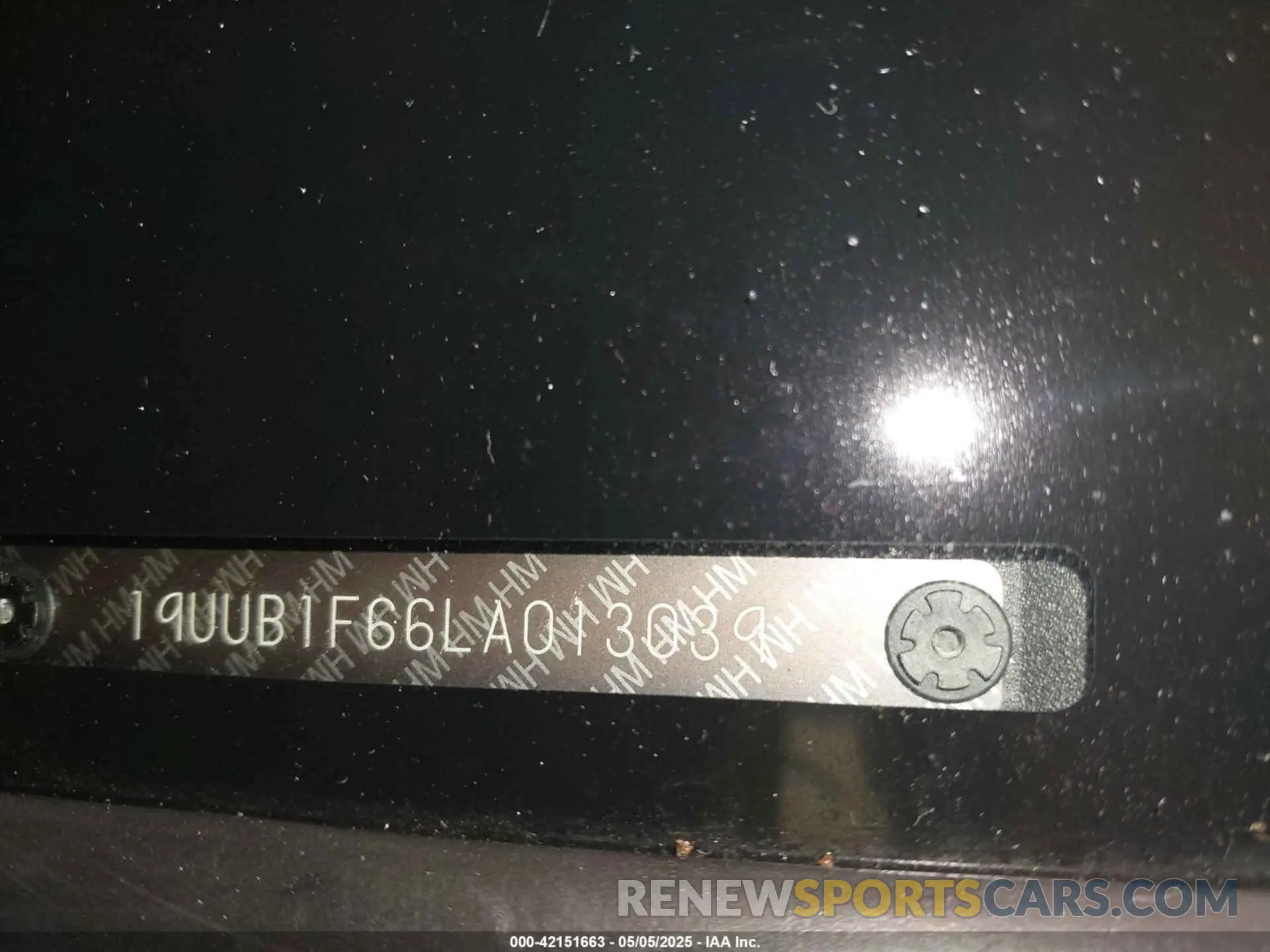 18 fotografías del automóvil dañado 19UUB1F66LA013039 ACURA TLX 2020