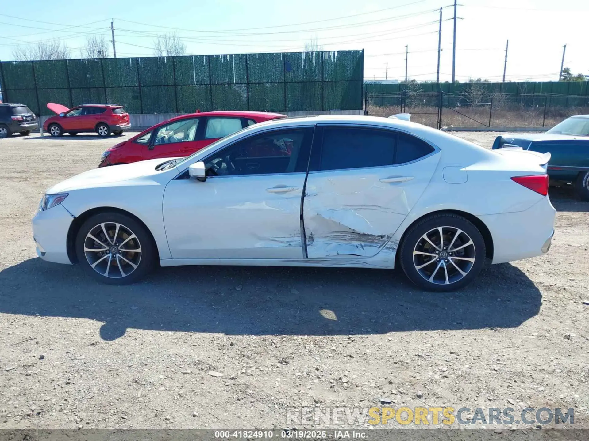 14 fotografías del automóvil dañado 19UUB2F31LA001540 ACURA TLX 2020