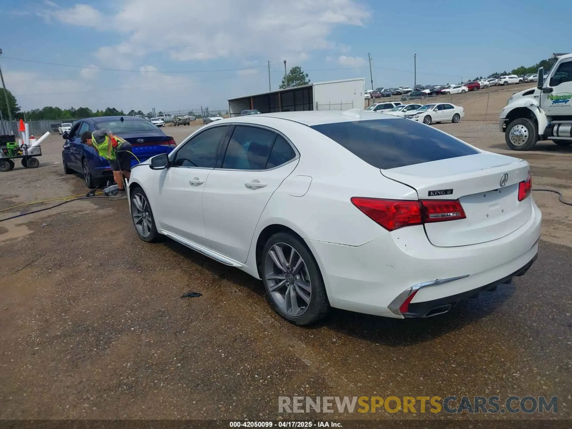 3 fotografías del automóvil dañado 19UUB2F43LA001094 ACURA TLX 2020