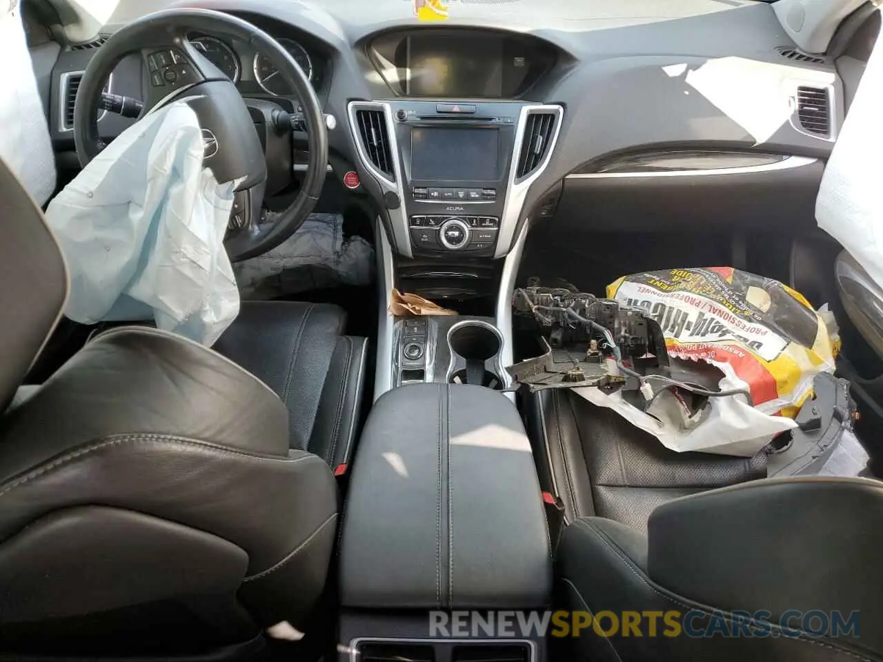 8 fotografías del automóvil dañado 19UUB2F47LA000479 ACURA TLX 2020