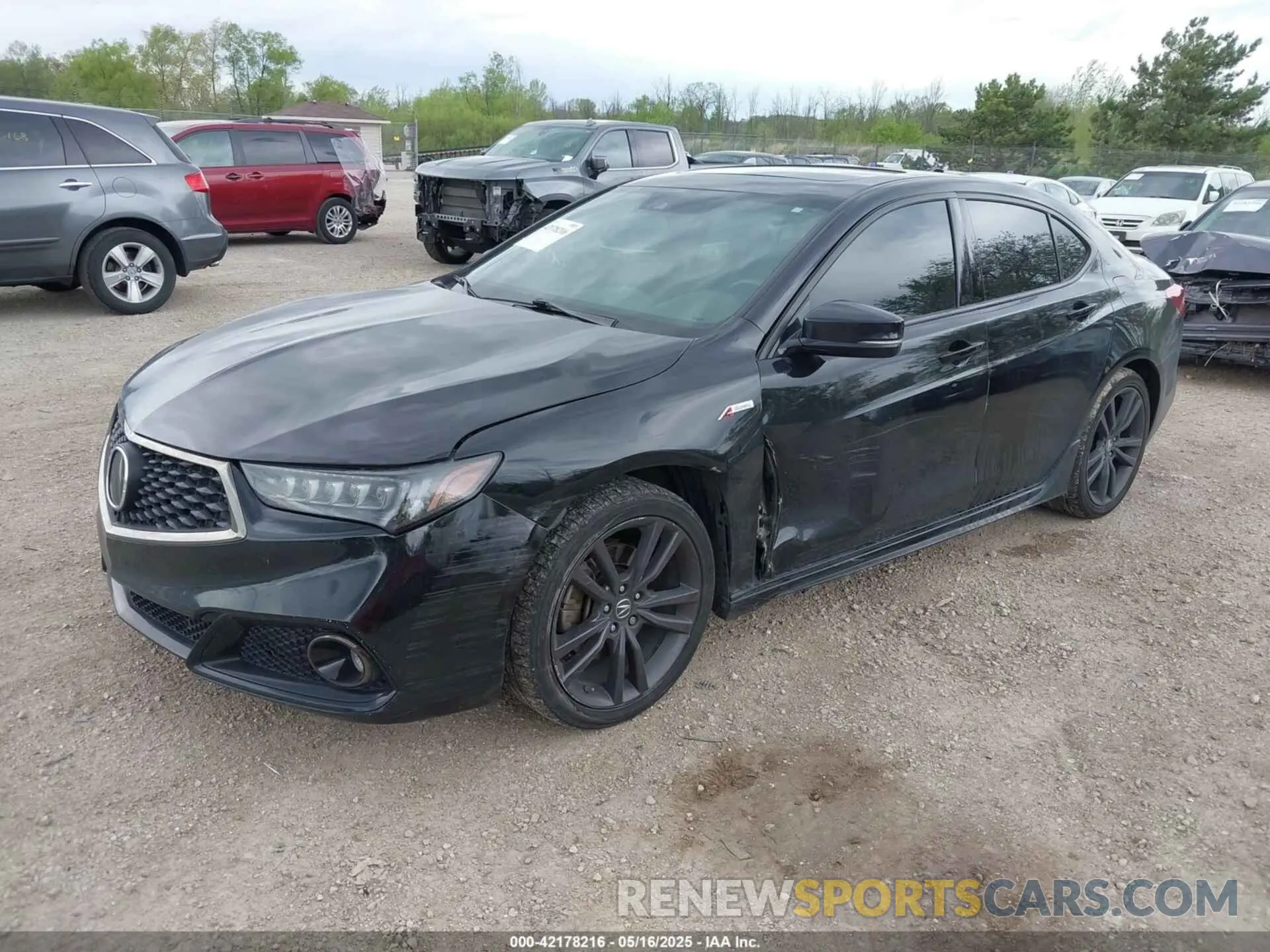 2 fotografías del automóvil dañado 19UUB3F60LA002856 ACURA TLX 2020