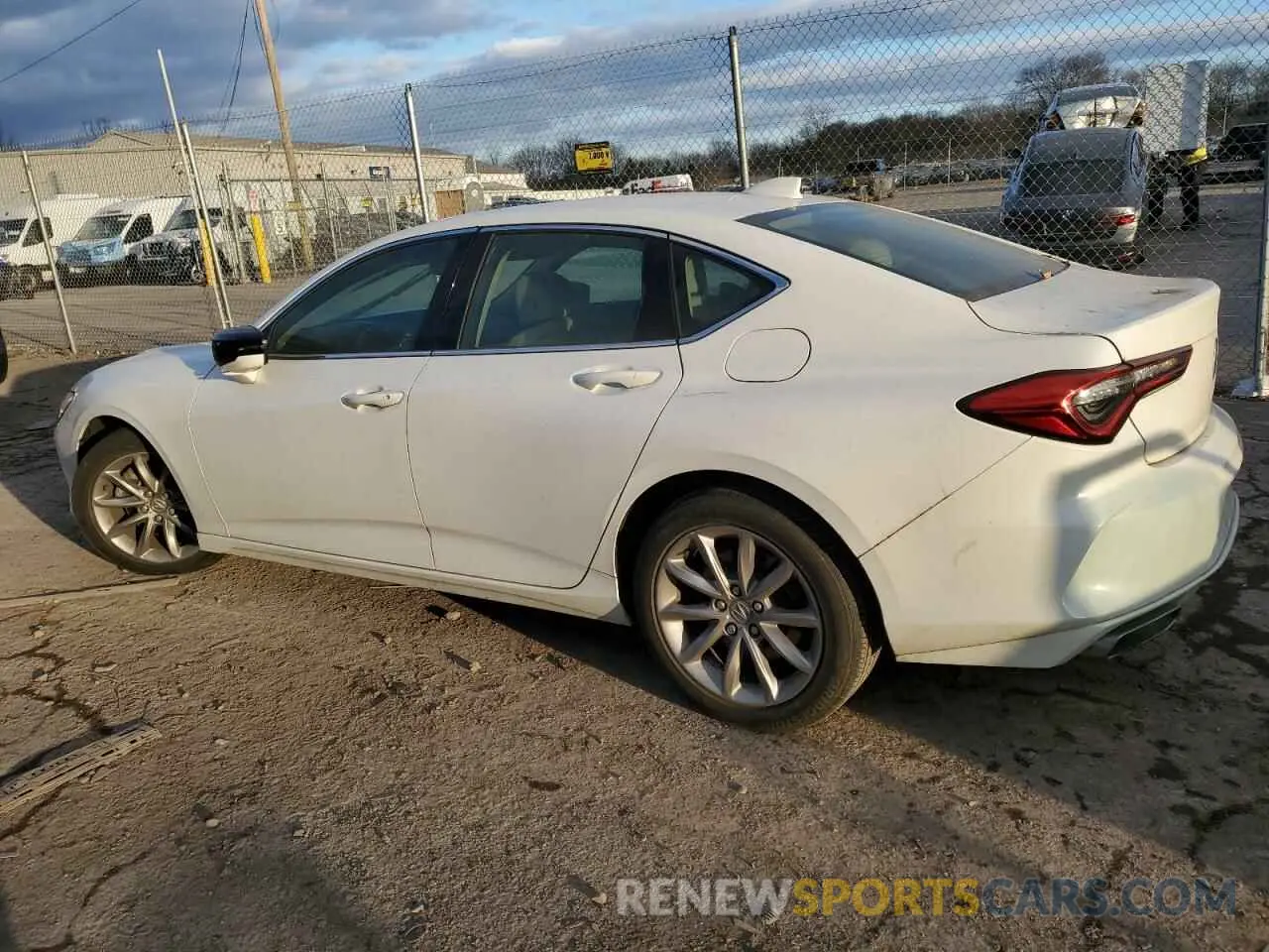2 fotografías del automóvil dañado 19UUB5F31MA000830 ACURA TLX 2021