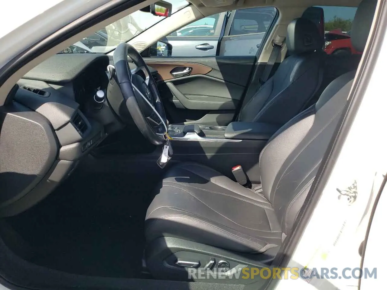 7 fotografías del automóvil dañado 19UUB5F31MA002383 ACURA TLX 2021