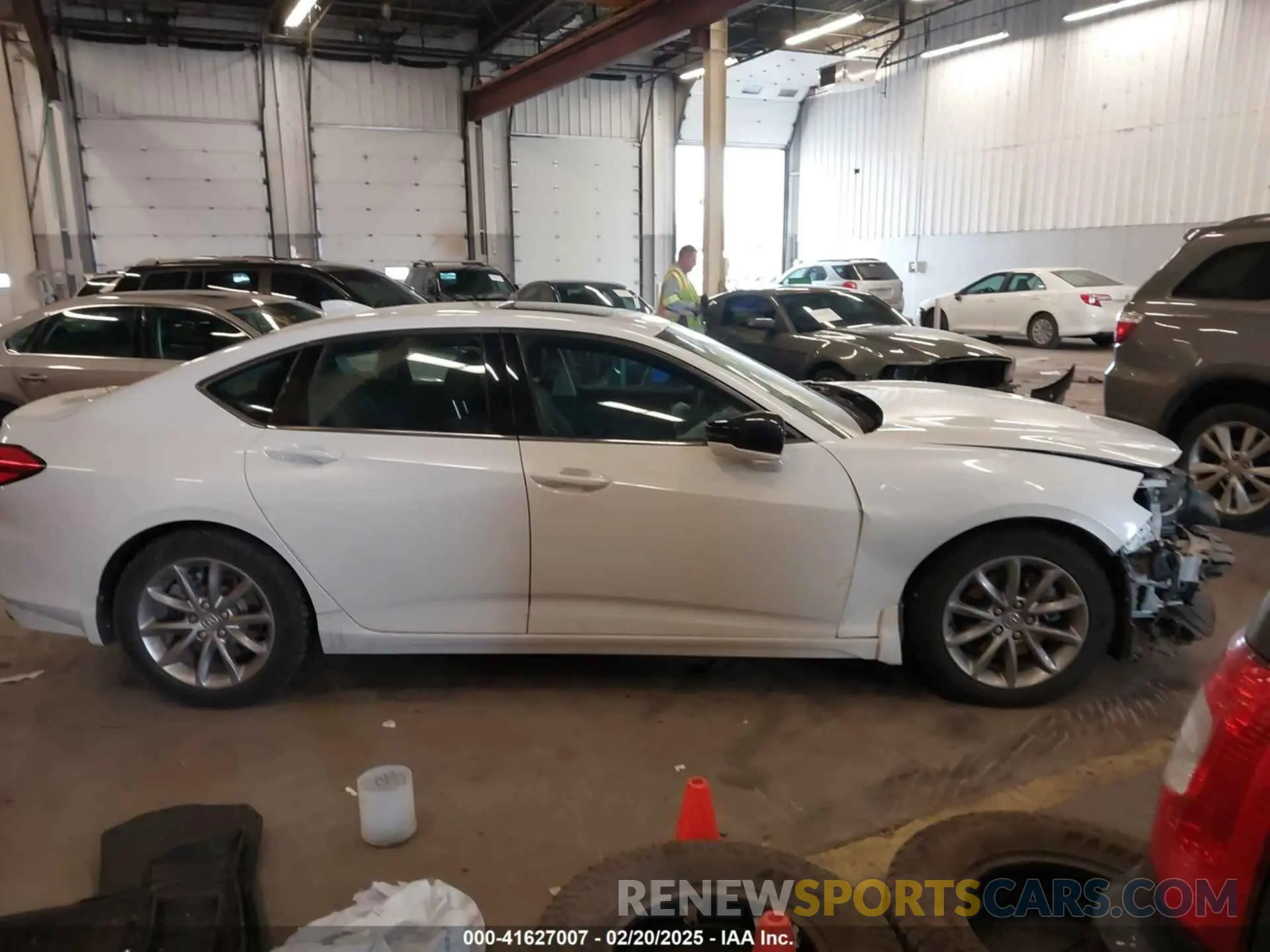 13 fotografías del automóvil dañado 19UUB5F33MA013207 ACURA TLX 2021