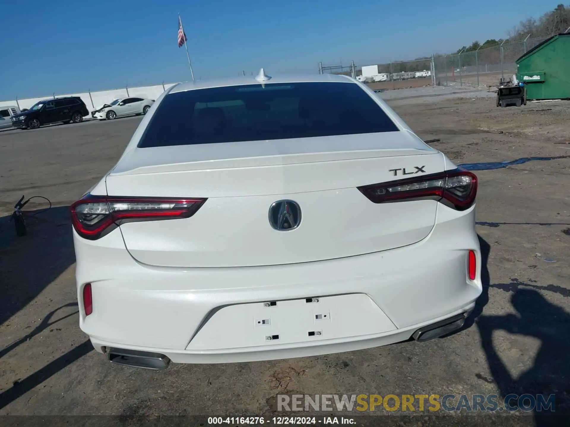17 fotografías del automóvil dañado 19UUB5F39MA011445 ACURA TLX 2021