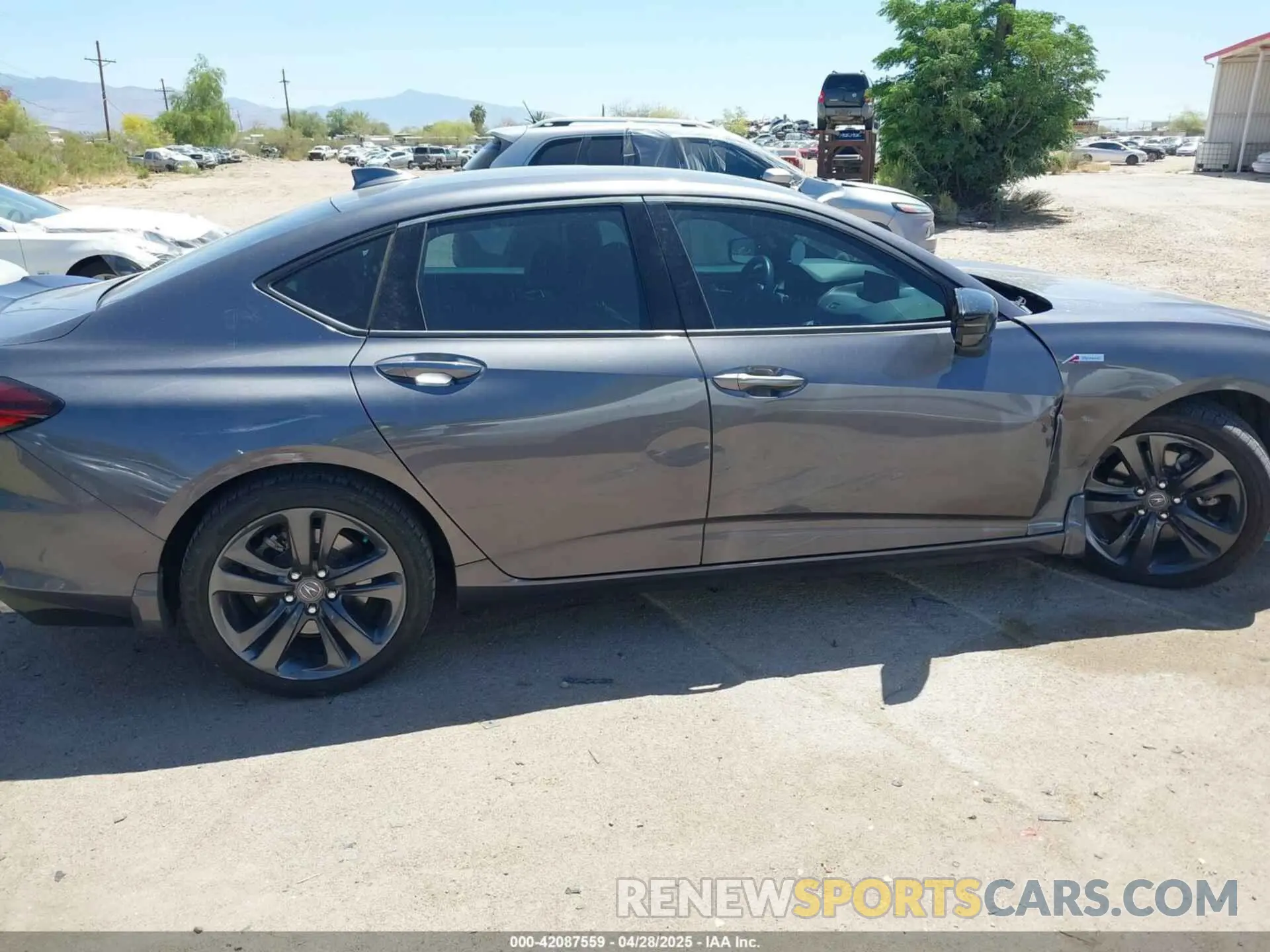 13 fotografías del automóvil dañado 19UUB5F55MA007104 ACURA TLX 2021