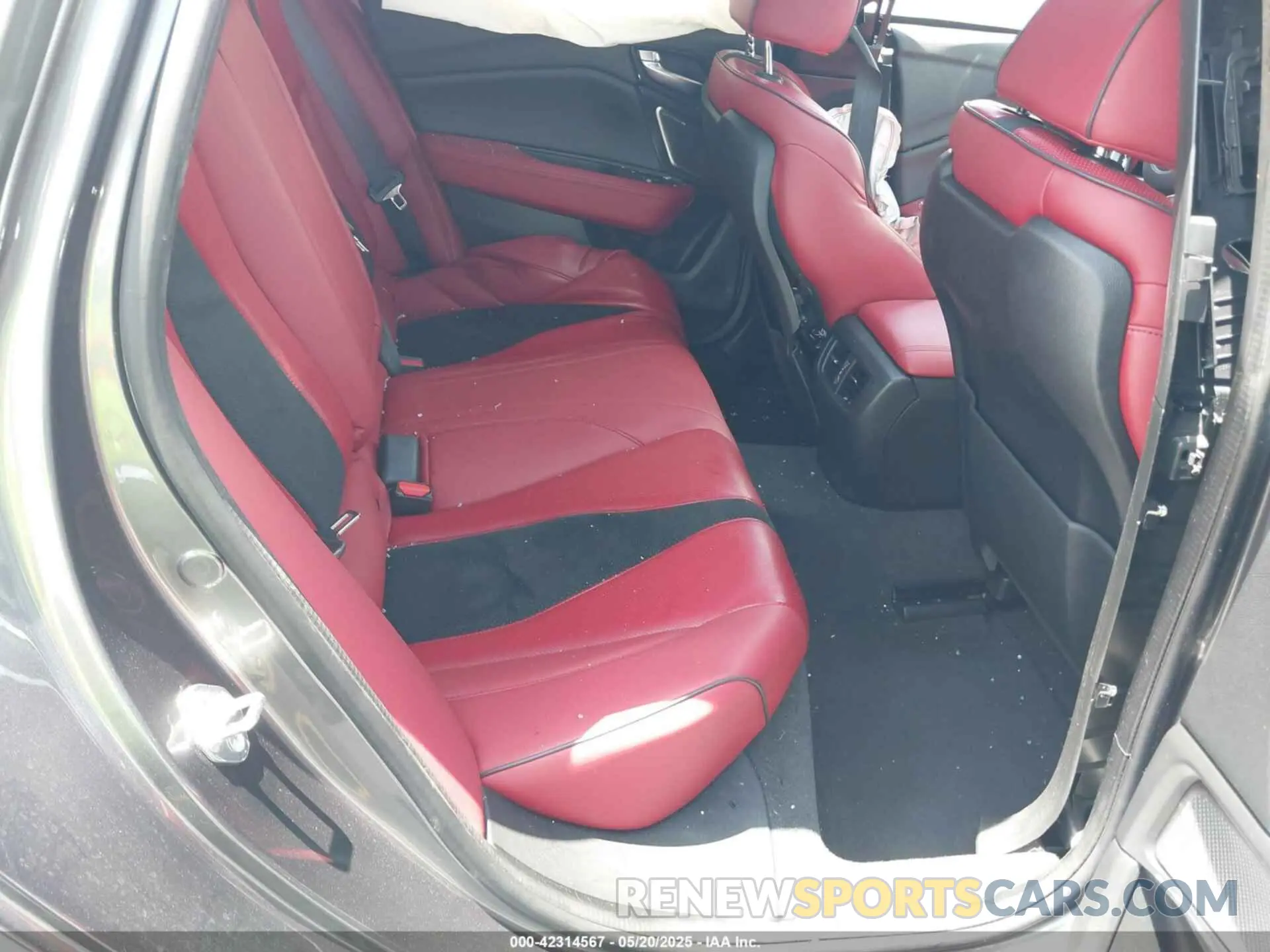 8 fotografías del automóvil dañado 19UUB5F58MA008036 ACURA TLX 2021