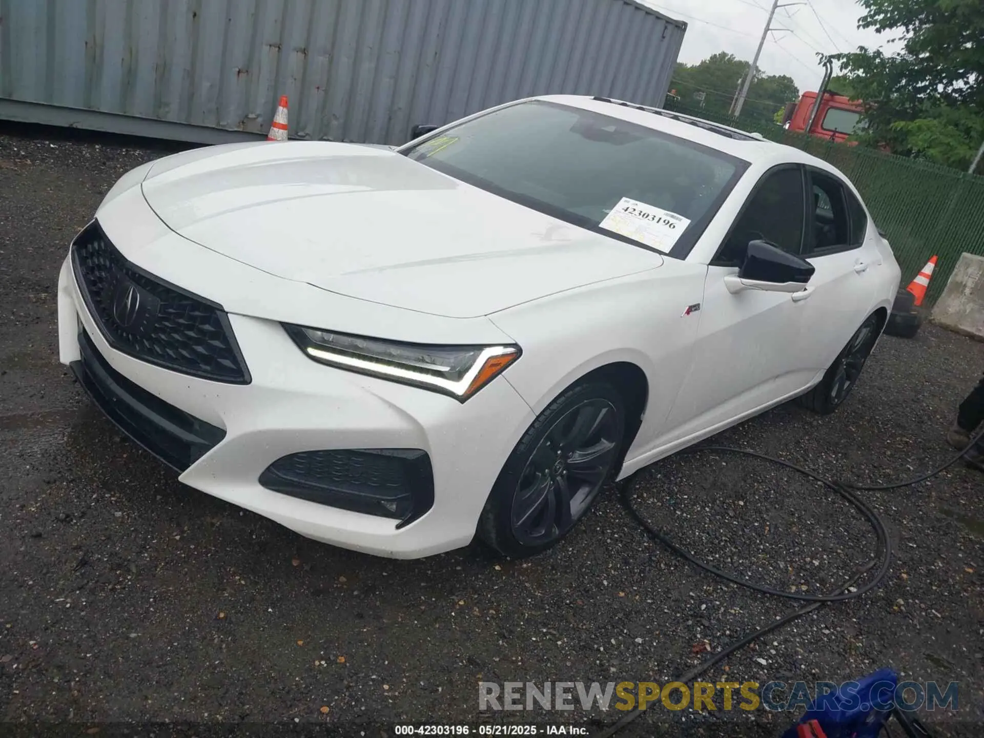2 fotografías del automóvil dañado 19UUB5F59MA010796 ACURA TLX 2021