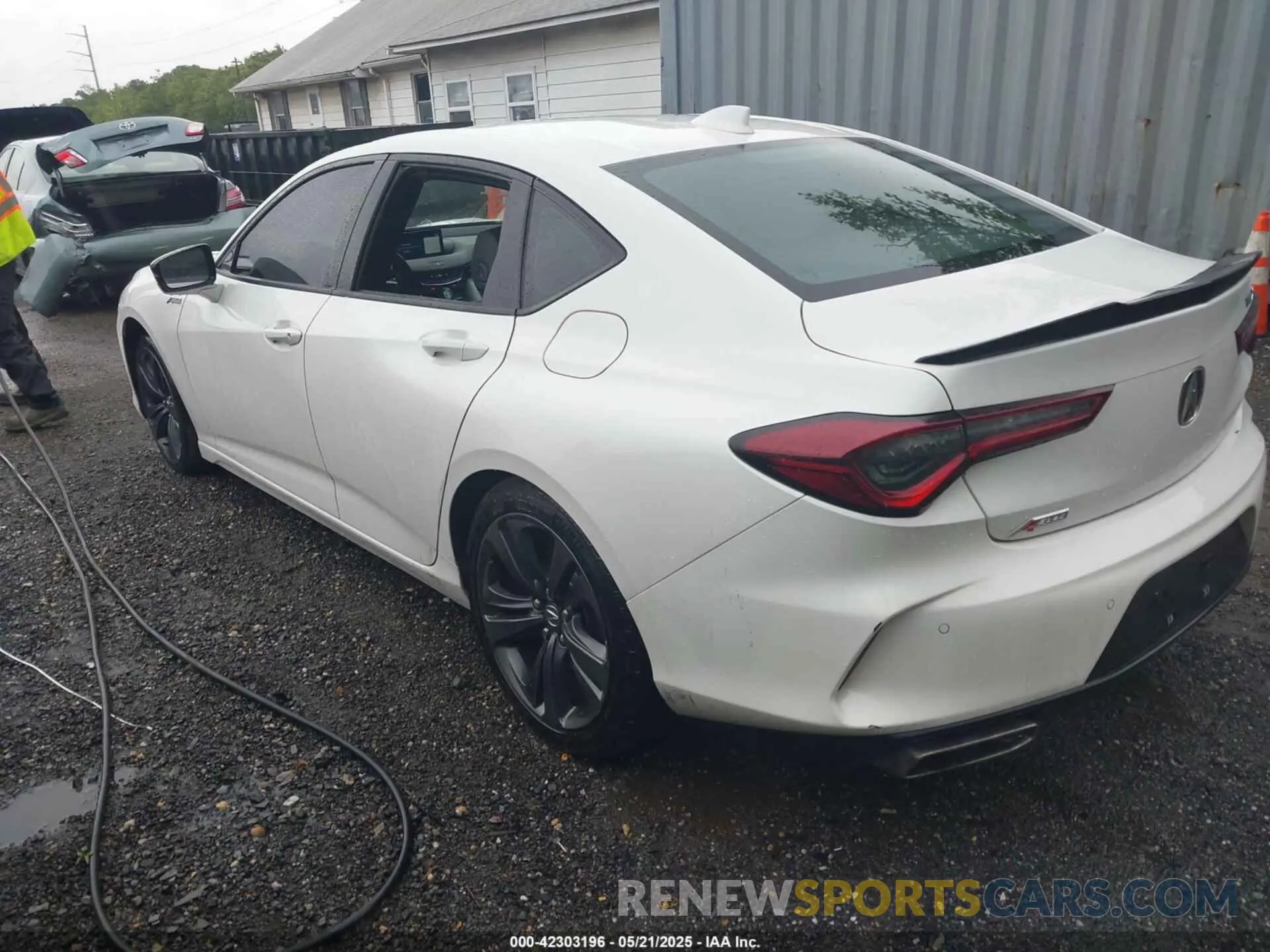 3 fotografías del automóvil dañado 19UUB5F59MA010796 ACURA TLX 2021