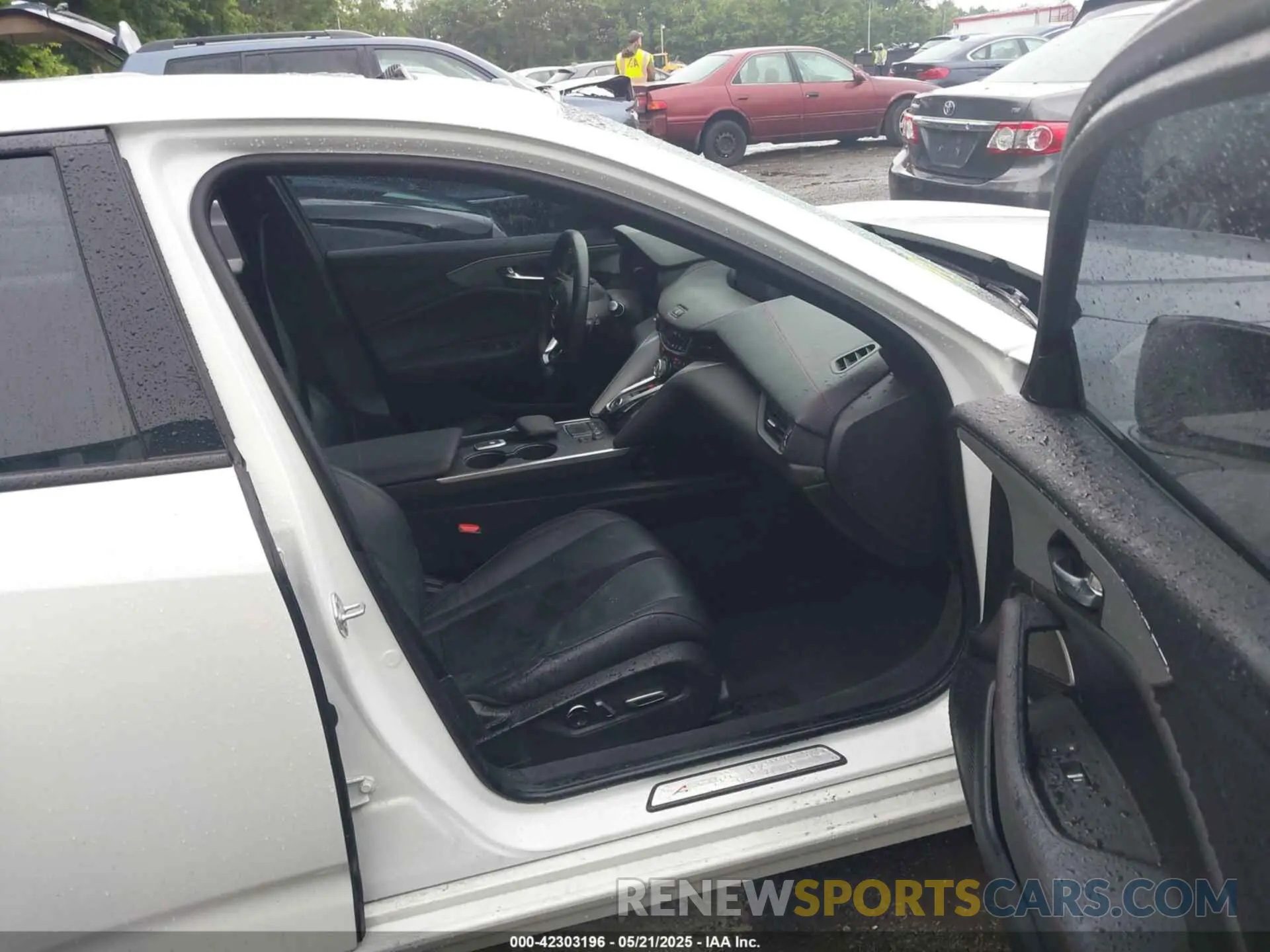 5 fotografías del automóvil dañado 19UUB5F59MA010796 ACURA TLX 2021