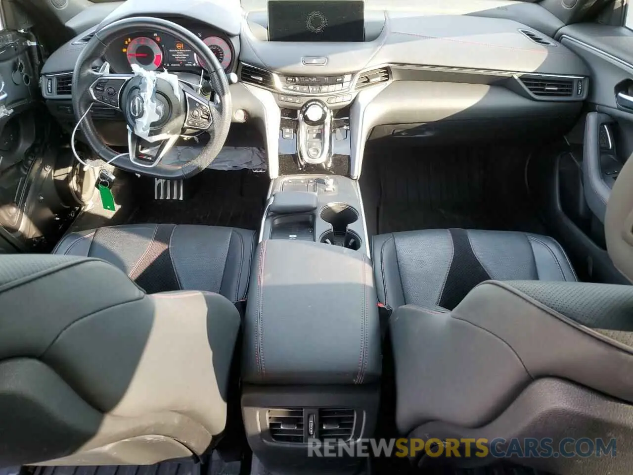 8 fotografías del automóvil dañado 19UUB6F51MA005615 ACURA TLX 2021