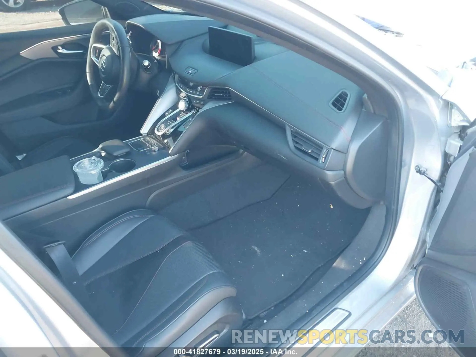5 fotografías del automóvil dañado 19UUB6F51MA009292 ACURA TLX 2021