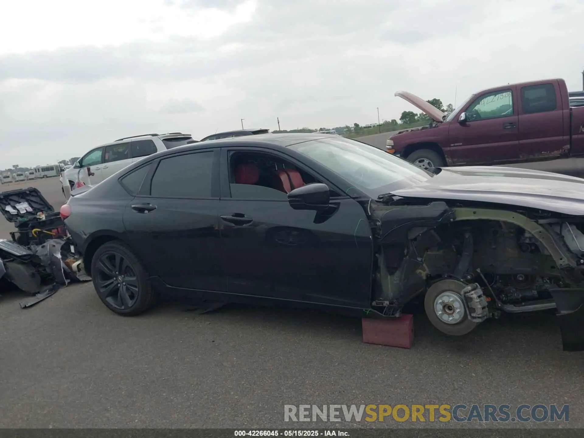 13 fotografías del automóvil dañado 19UUB6F58MA011427 ACURA TLX 2021