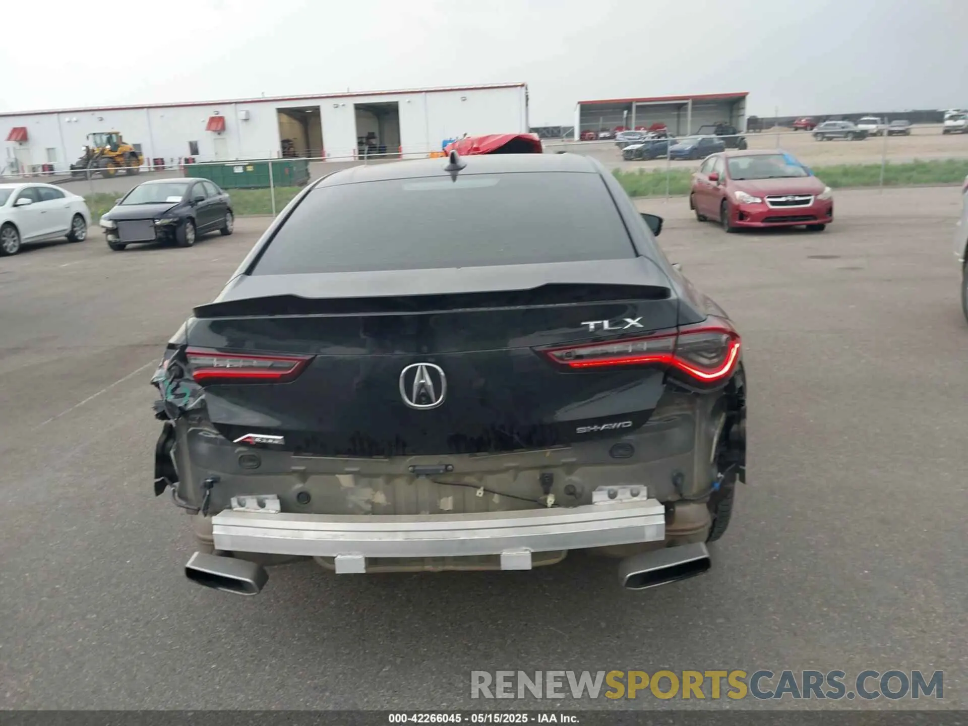 16 fotografías del automóvil dañado 19UUB6F58MA011427 ACURA TLX 2021