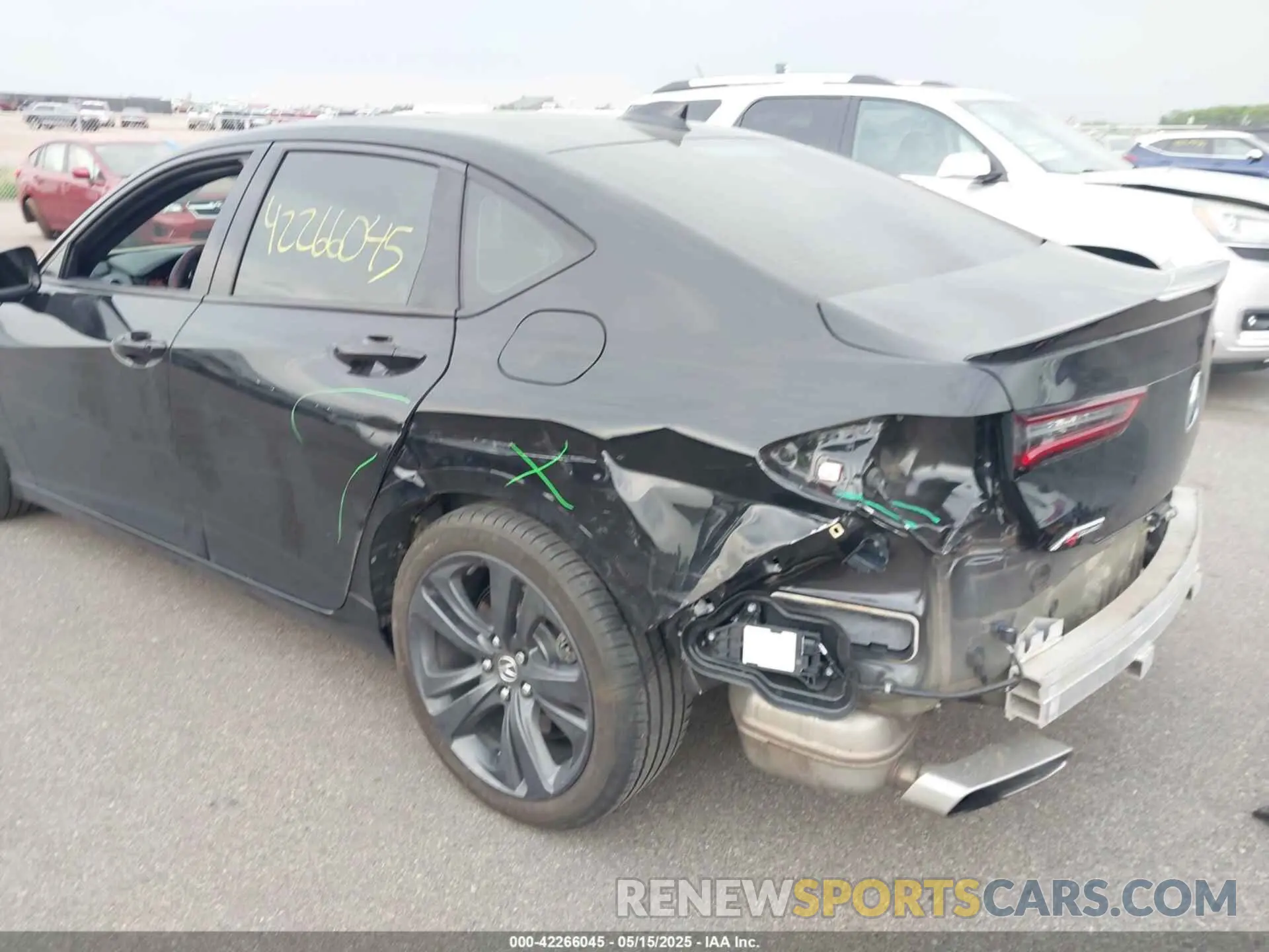 19 fotografías del automóvil dañado 19UUB6F58MA011427 ACURA TLX 2021