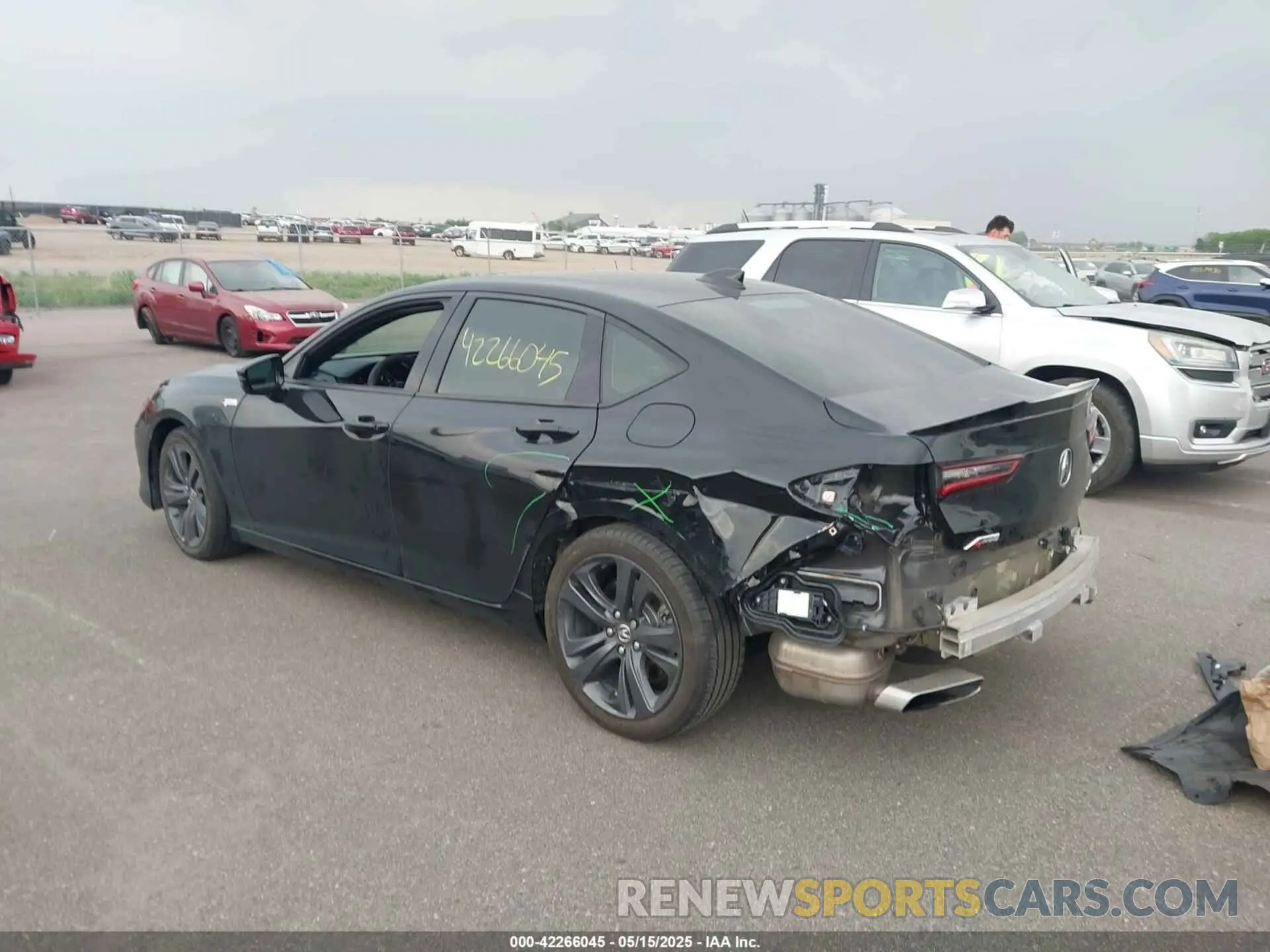 3 fotografías del automóvil dañado 19UUB6F58MA011427 ACURA TLX 2021