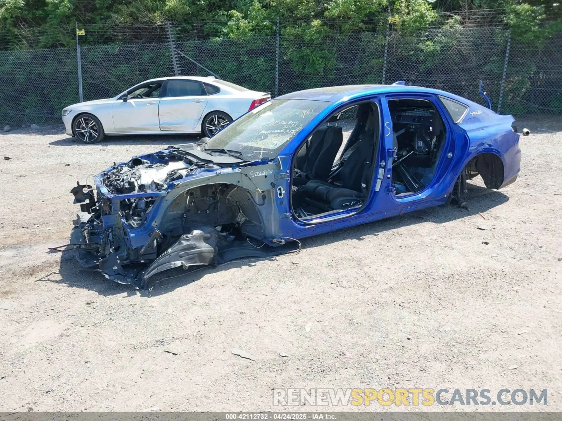 2 fotografías del automóvil dañado 19UUB7F06MA001361 ACURA TLX 2021
