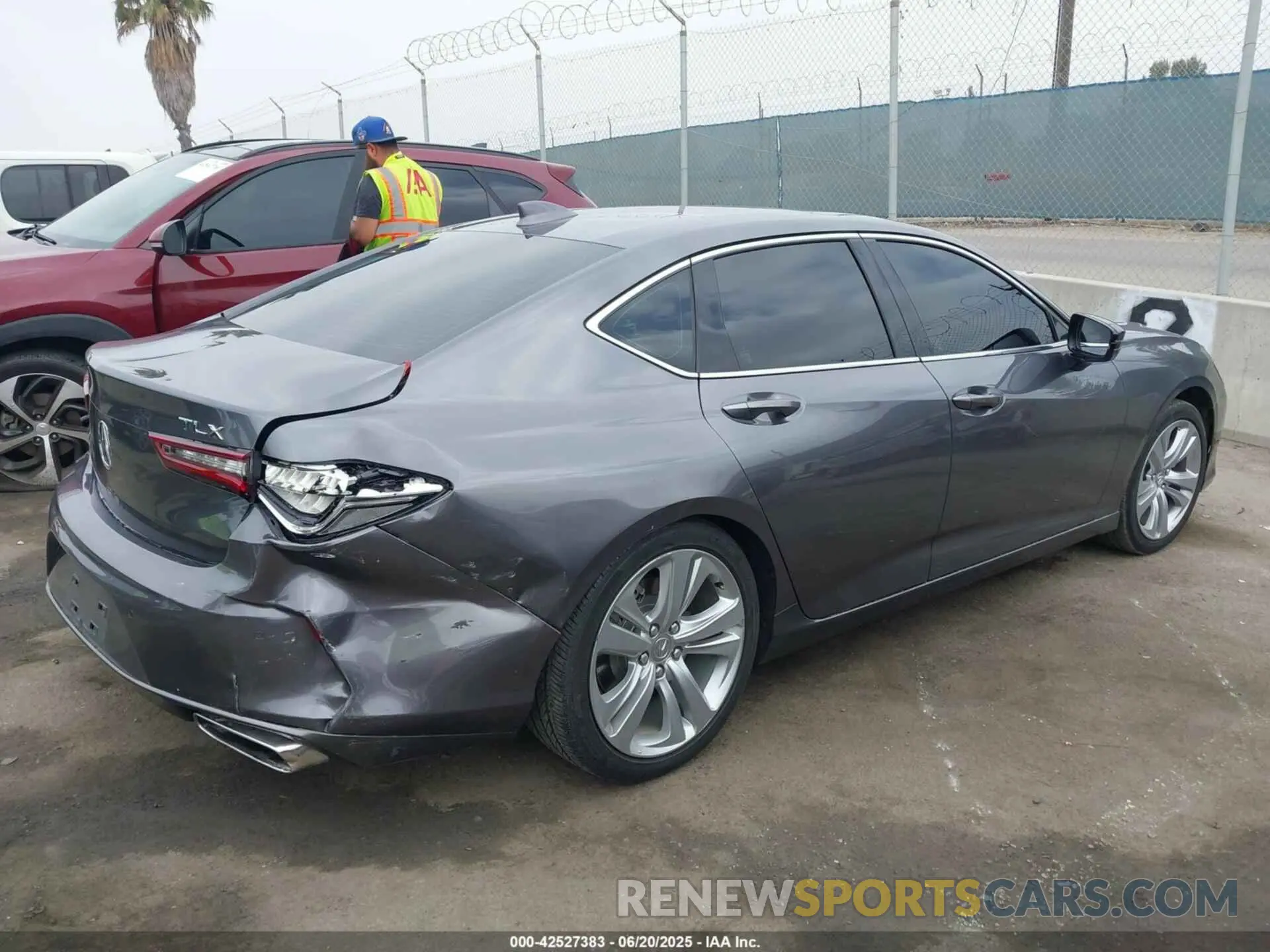 4 fotografías del automóvil dañado 19UUB5F41NA001843 ACURA TLX 2022