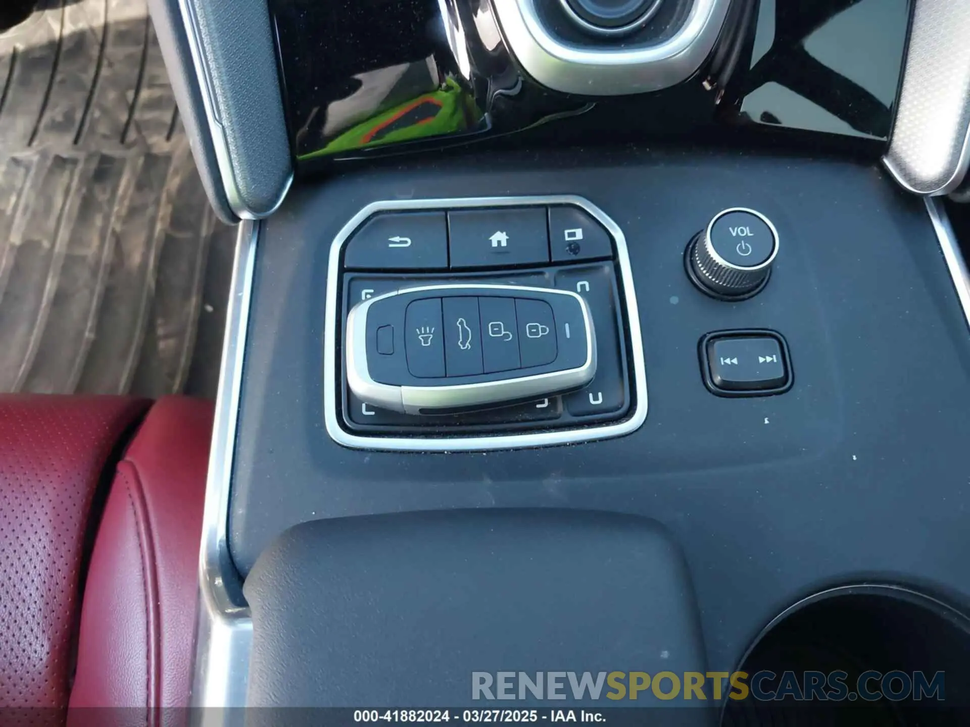 11 fotografías del automóvil dañado 19UUB7F98NA002494 ACURA TLX 2022
