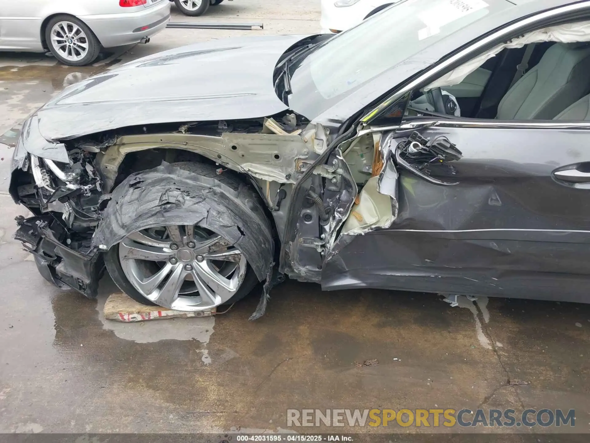 19 fotografías del automóvil dañado 19UUB5F46PA002750 ACURA TLX 2023