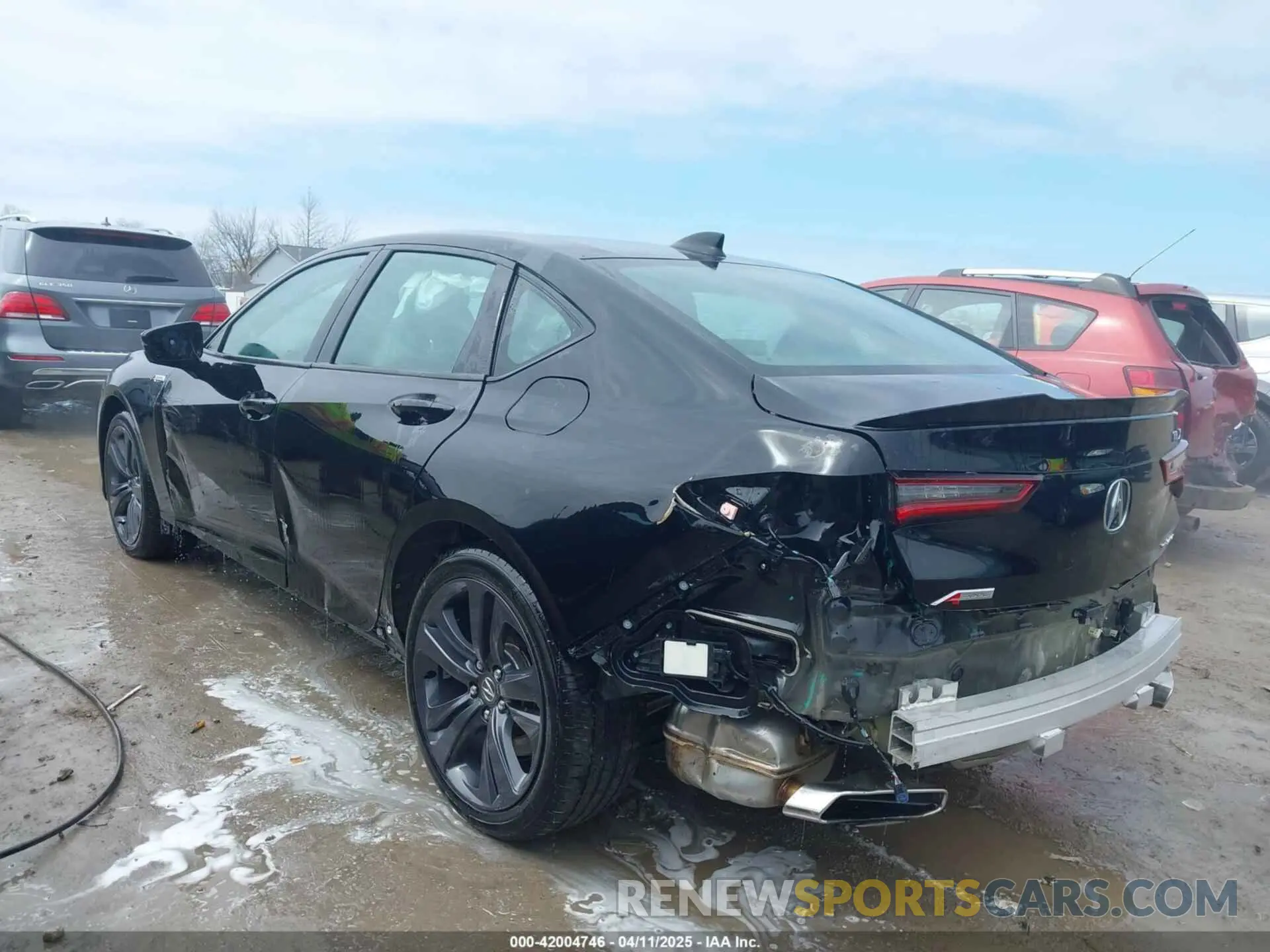 3 fotografías del automóvil dañado 19UUB6F51PA000192 ACURA TLX 2023