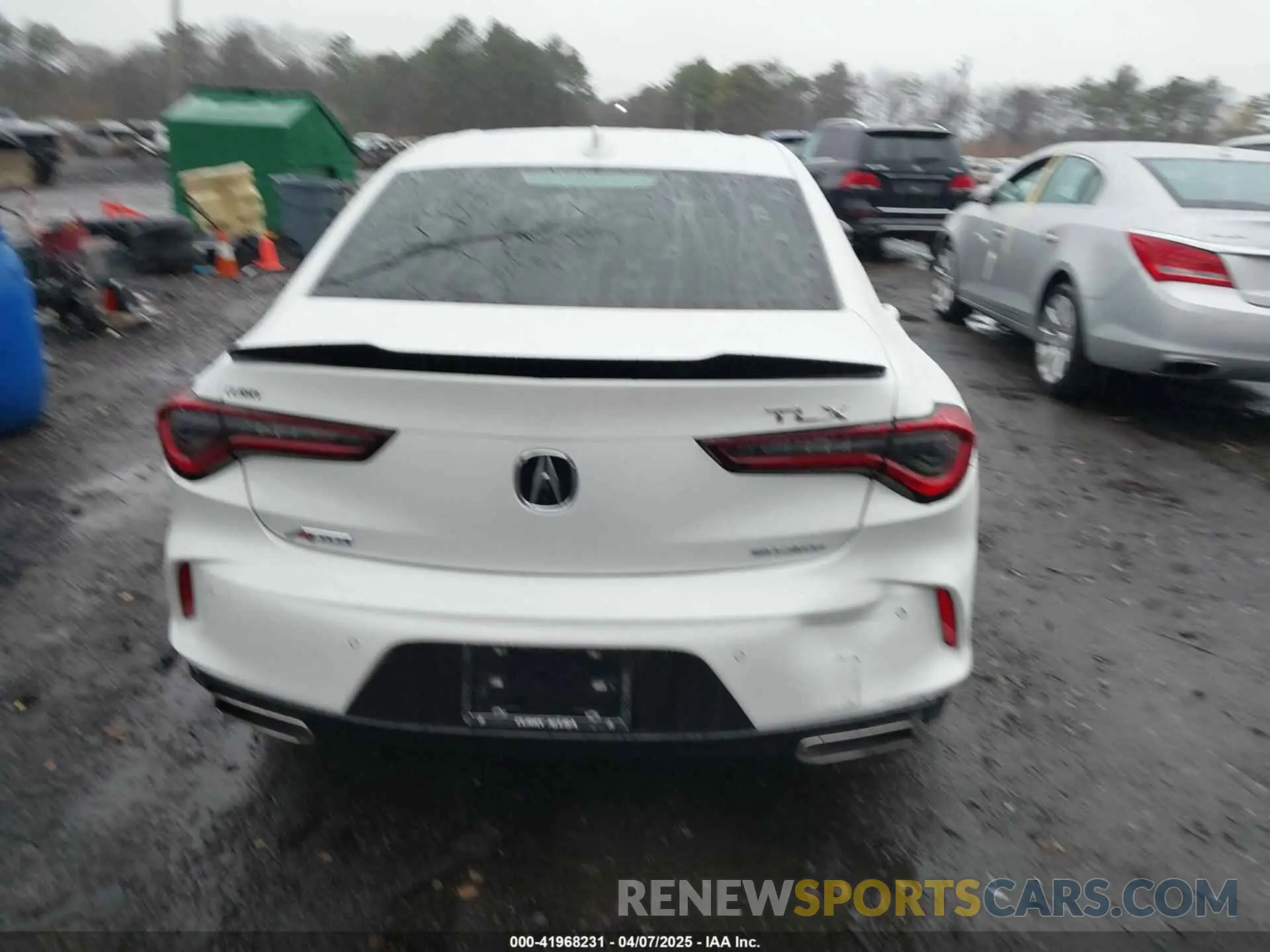 16 fotografías del automóvil dañado 19UUB6F52PA002372 ACURA TLX 2023
