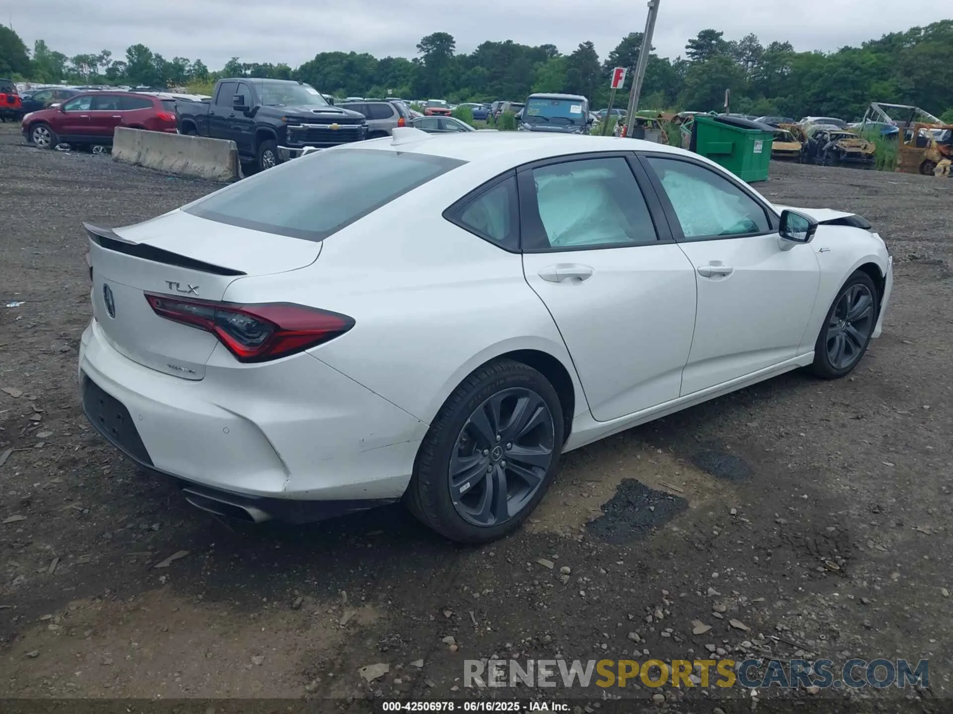 4 fotografías del automóvil dañado 19UUB6F57PA005591 ACURA TLX 2023