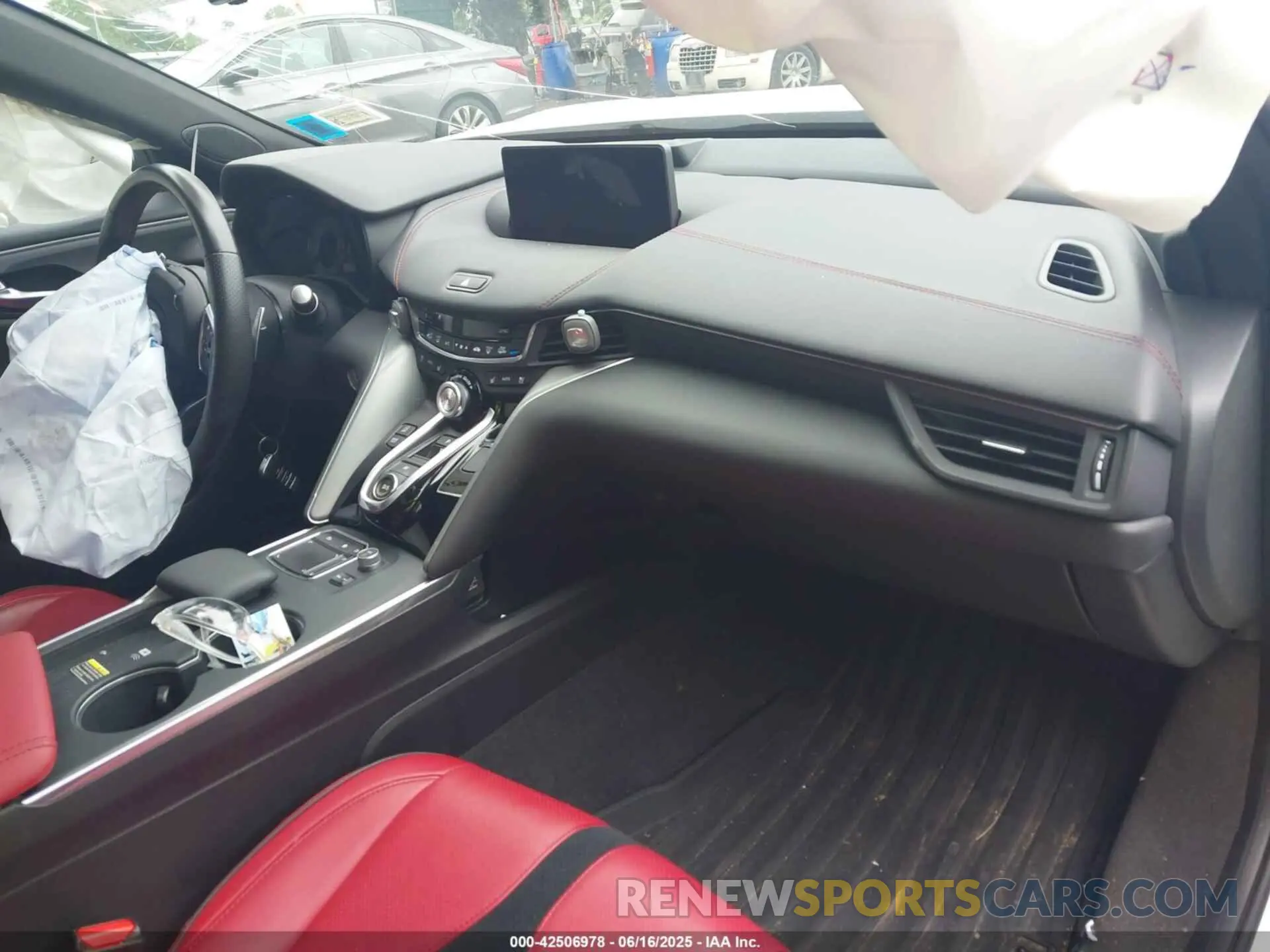 5 fotografías del automóvil dañado 19UUB6F57PA005591 ACURA TLX 2023