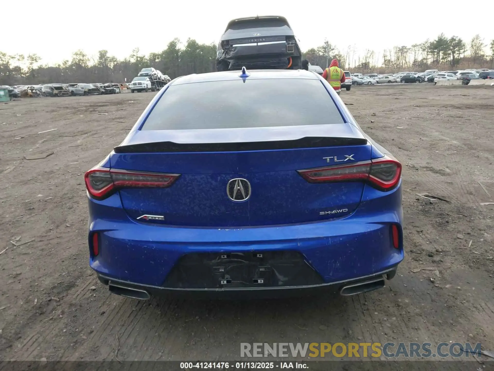 16 fotografías del automóvil dañado 19UUB6F58PA000934 ACURA TLX 2023
