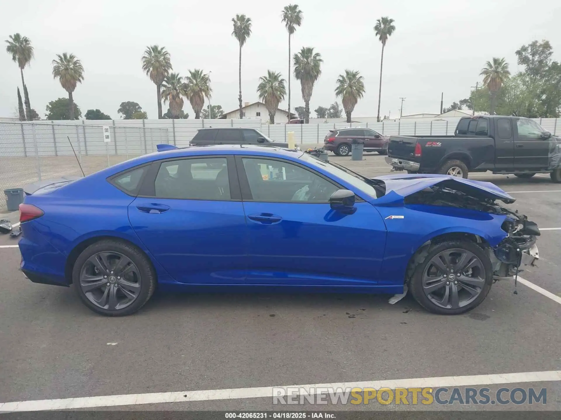 14 fotografías del automóvil dañado 19UUB6F58PA004255 ACURA TLX 2023