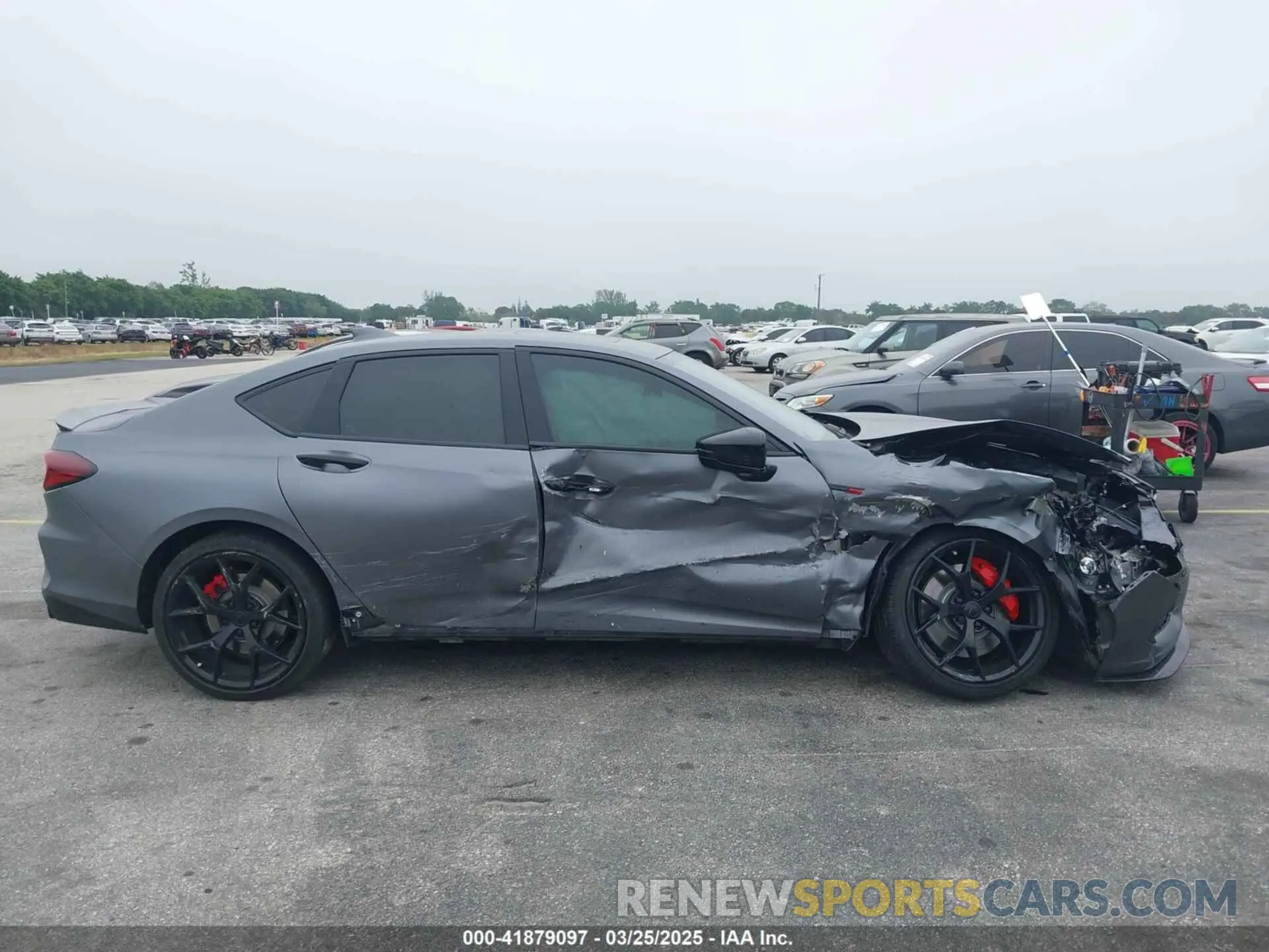 13 fotografías del automóvil dañado 19UUB7F00PY000301 ACURA TLX 2023