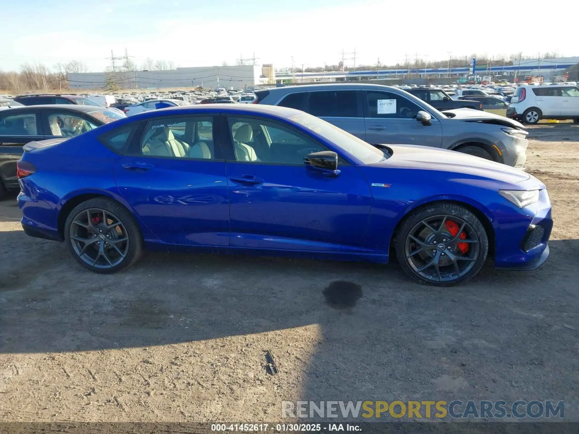 14 fotografías del automóvil dañado 19UUB7F91PA000279 ACURA TLX 2023