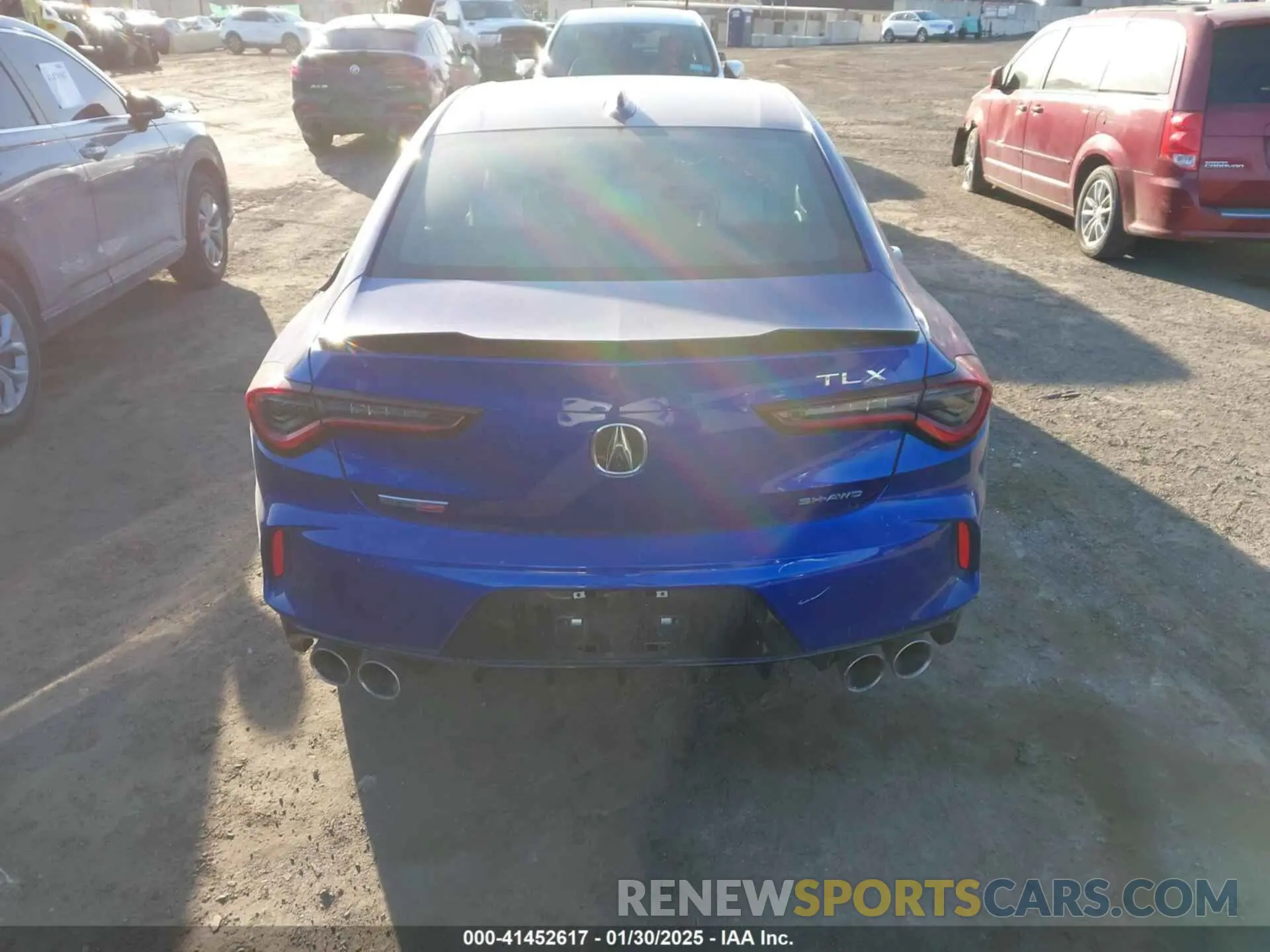17 fotografías del automóvil dañado 19UUB7F91PA000279 ACURA TLX 2023